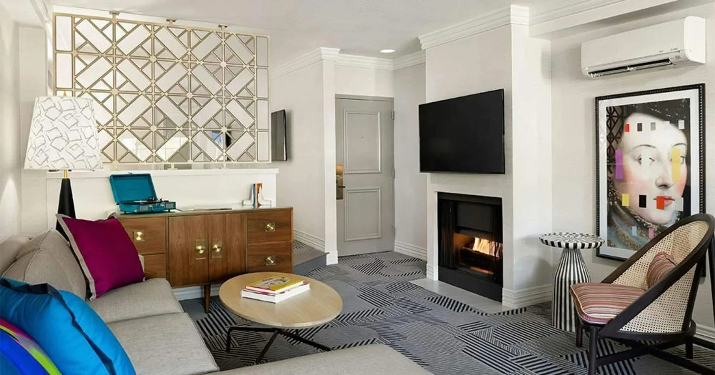 PL-6102-west-hollywood-boutique-hotel-suite-031.jpg