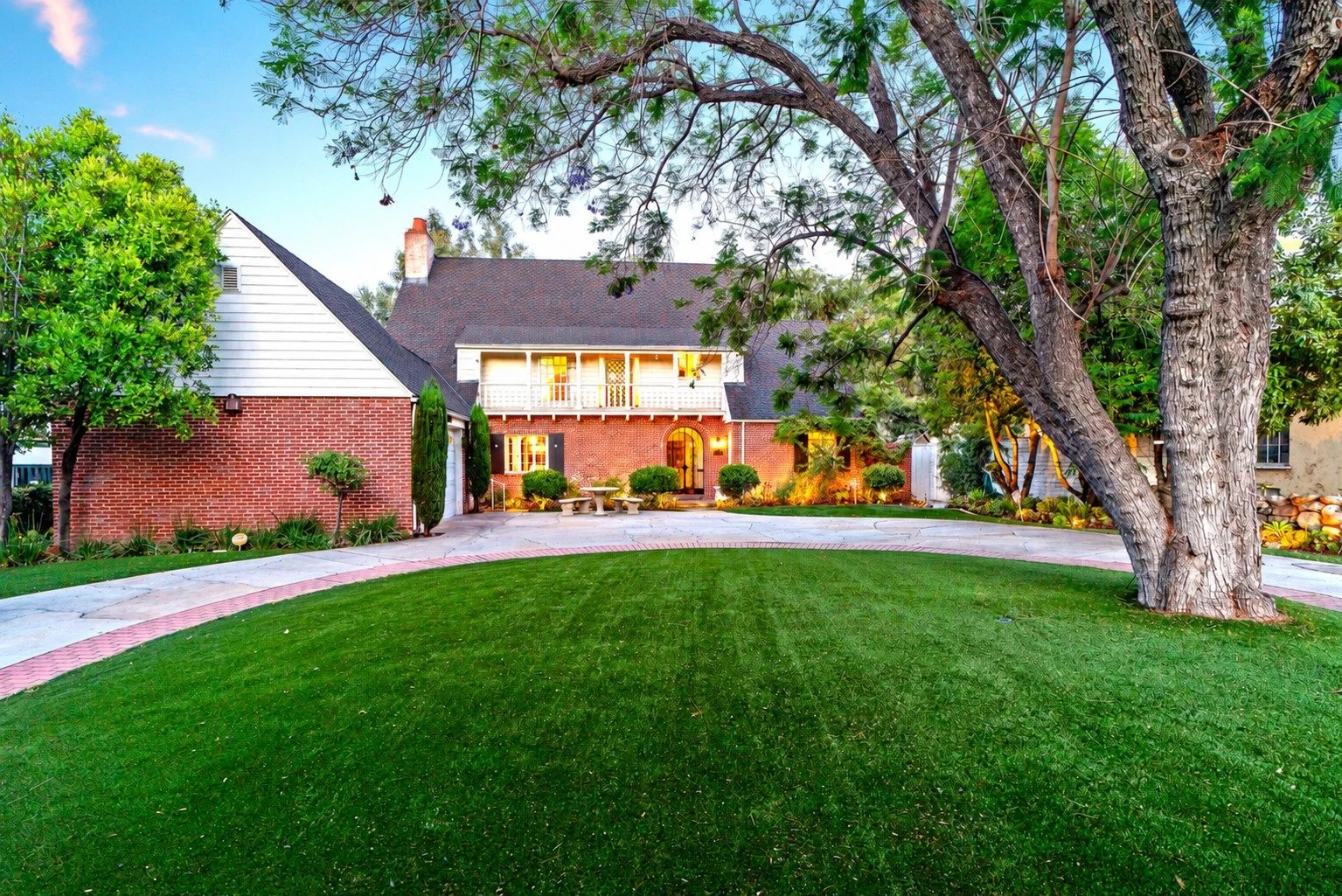 PL4102-001-front-exterior-at-dusk.jpg