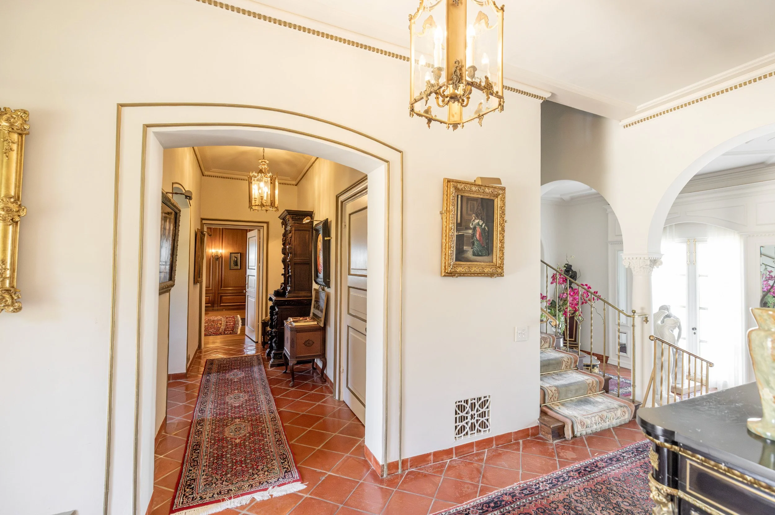 La_Dolce_Villa_059.jpg