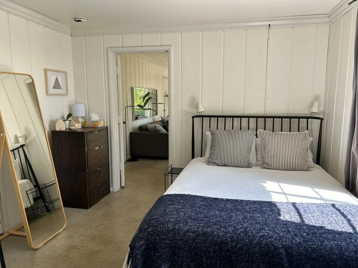 PL-7104-los-feliz-hillside-view-apartment-021.jpg