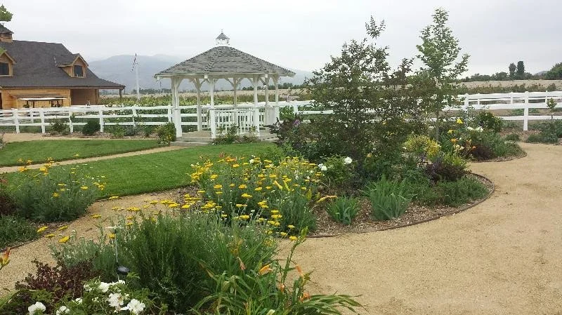 084_9466_gazebo.jpg