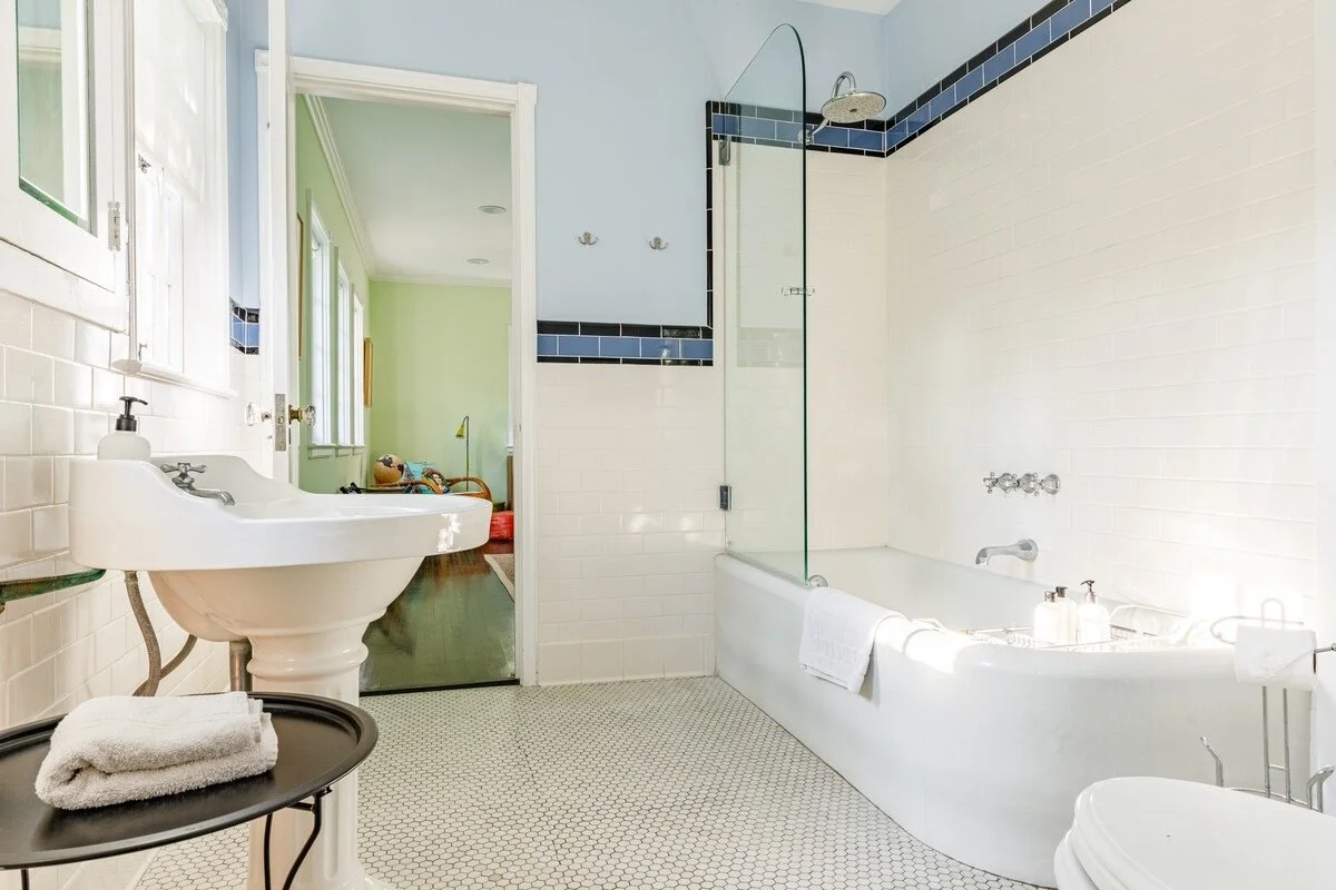 PL-6201-hollywood-mediterranean-villa-040.jpg