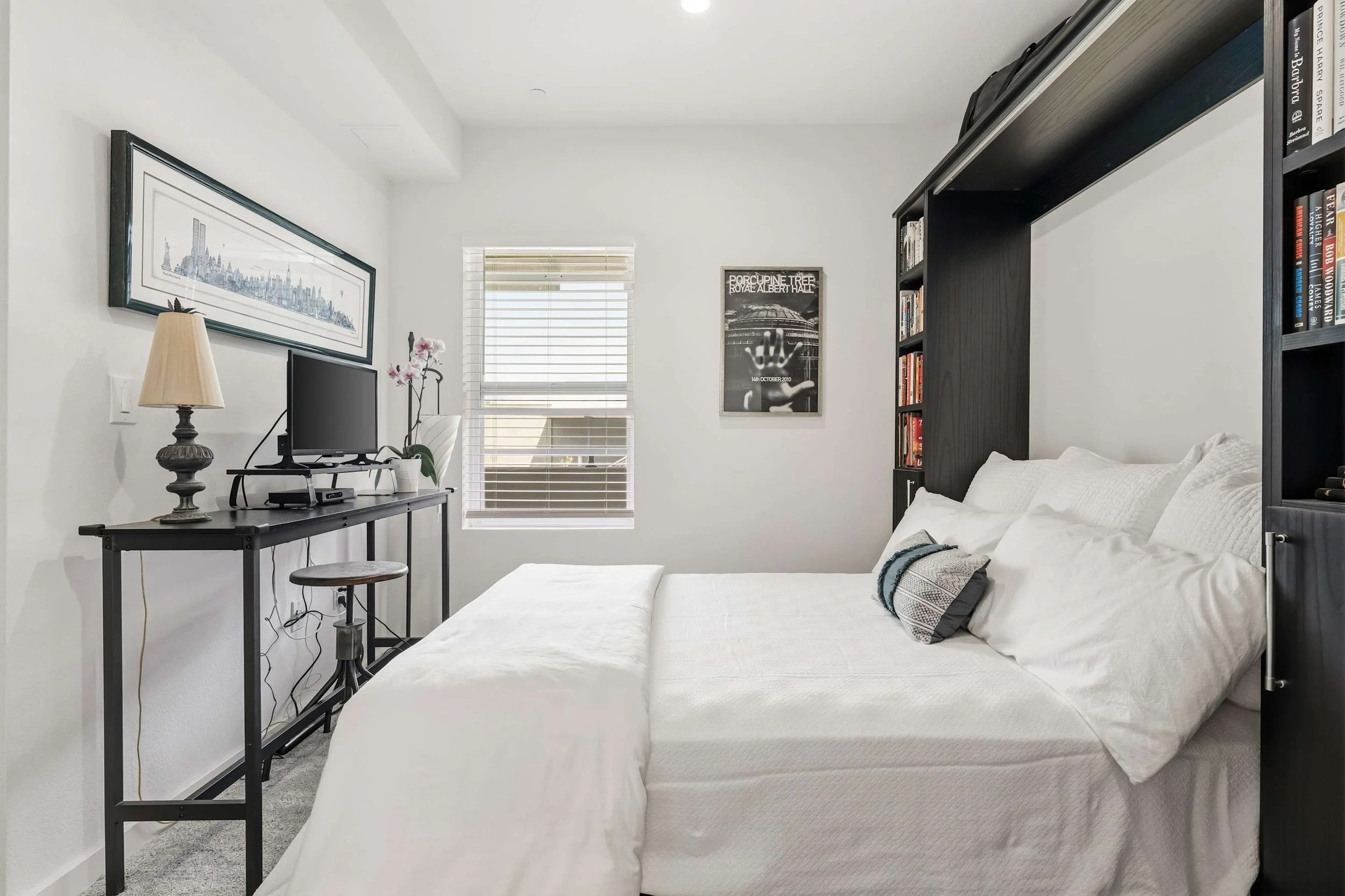PL-4401-playa-vista-contemporary-condominium-013.jpg
