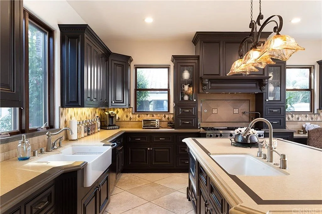 23500_Collins_St_070.jpg