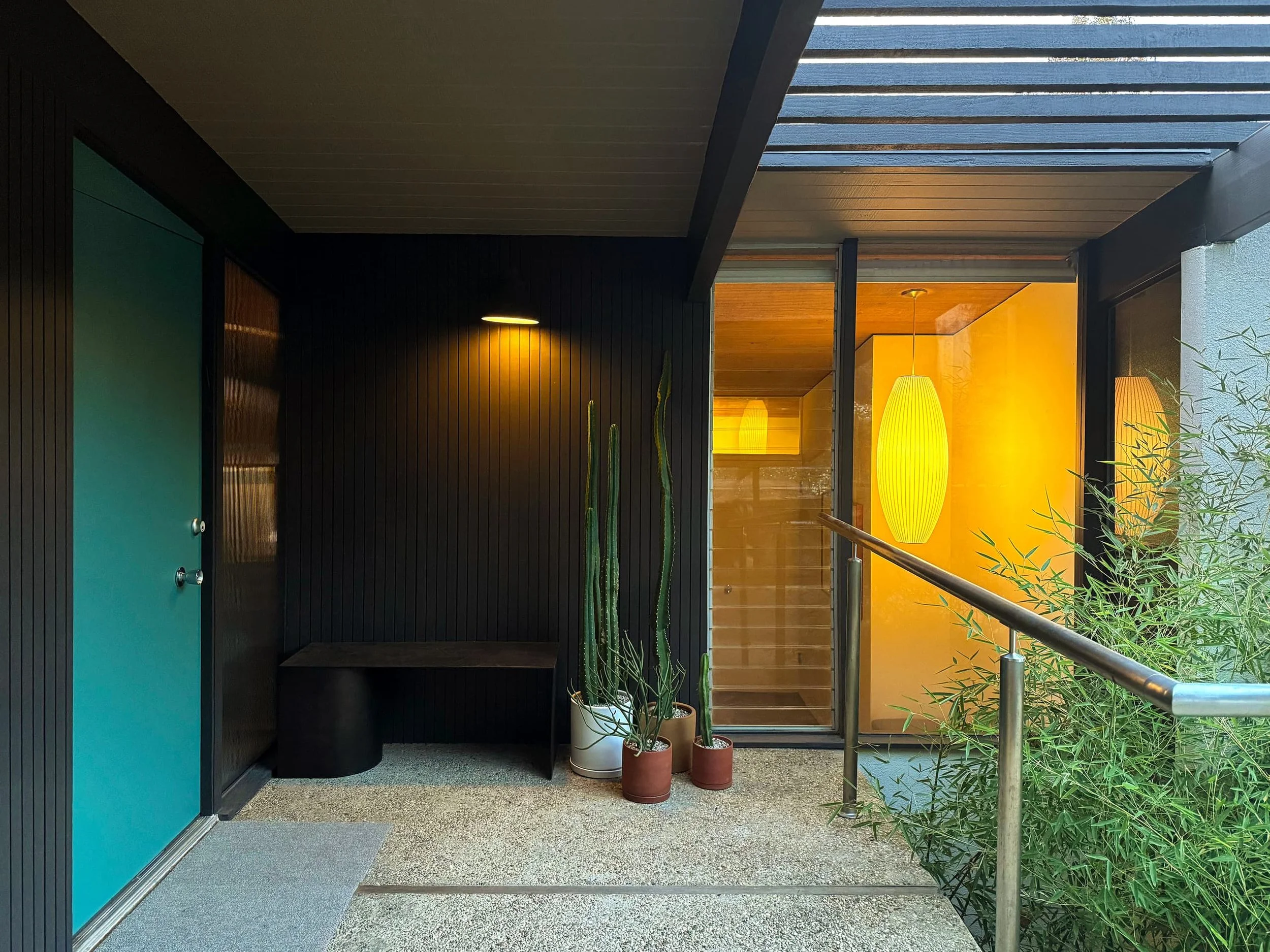 27_exterior_image_1.jpg