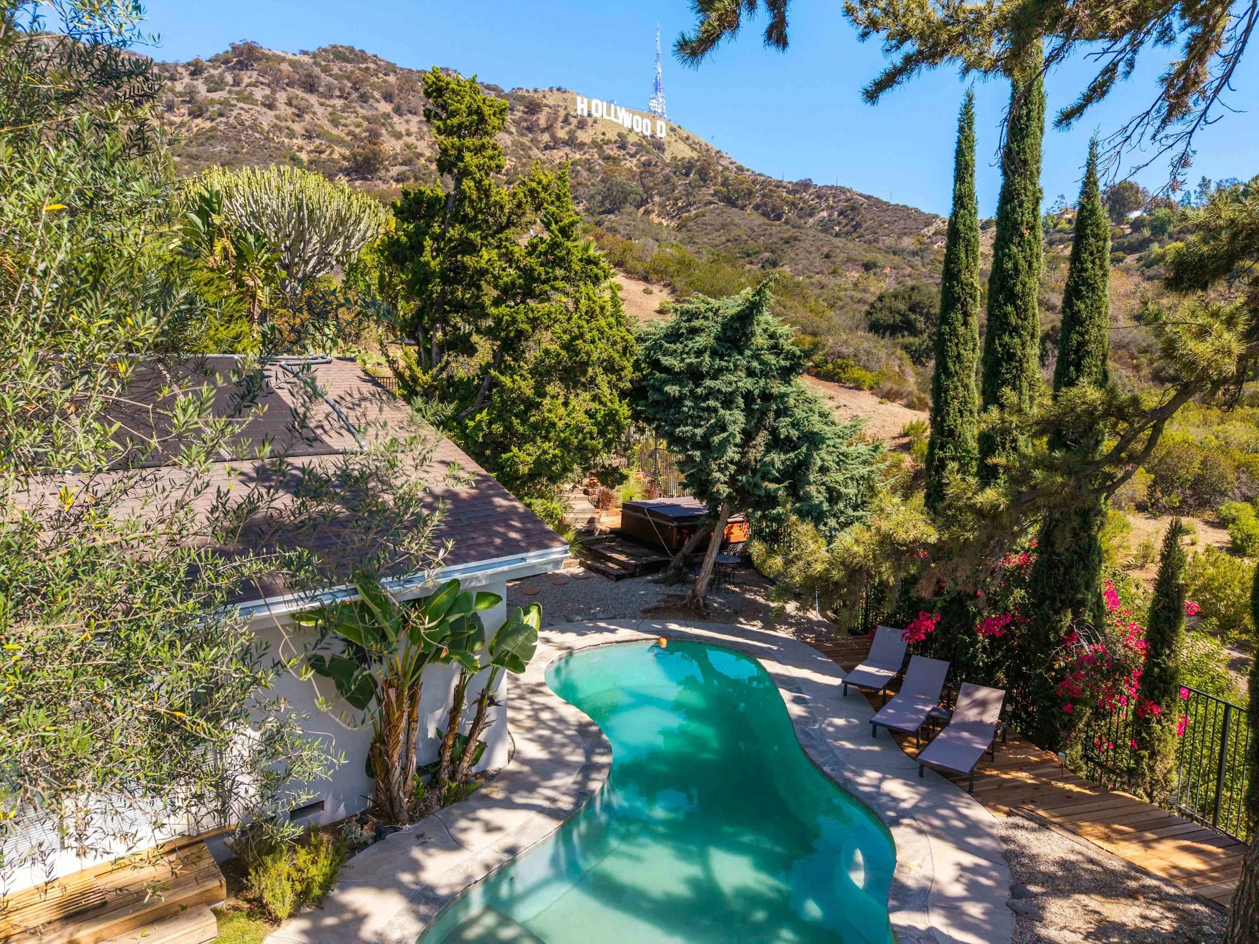 PL-6013-hollywood-hills-canyon-pool-retreat-049.jpg