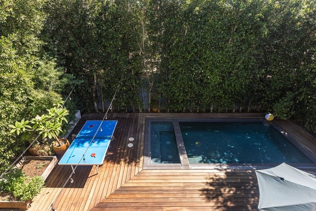 PL-7601-beverly-grove-modern-pool-estate-056.jpg