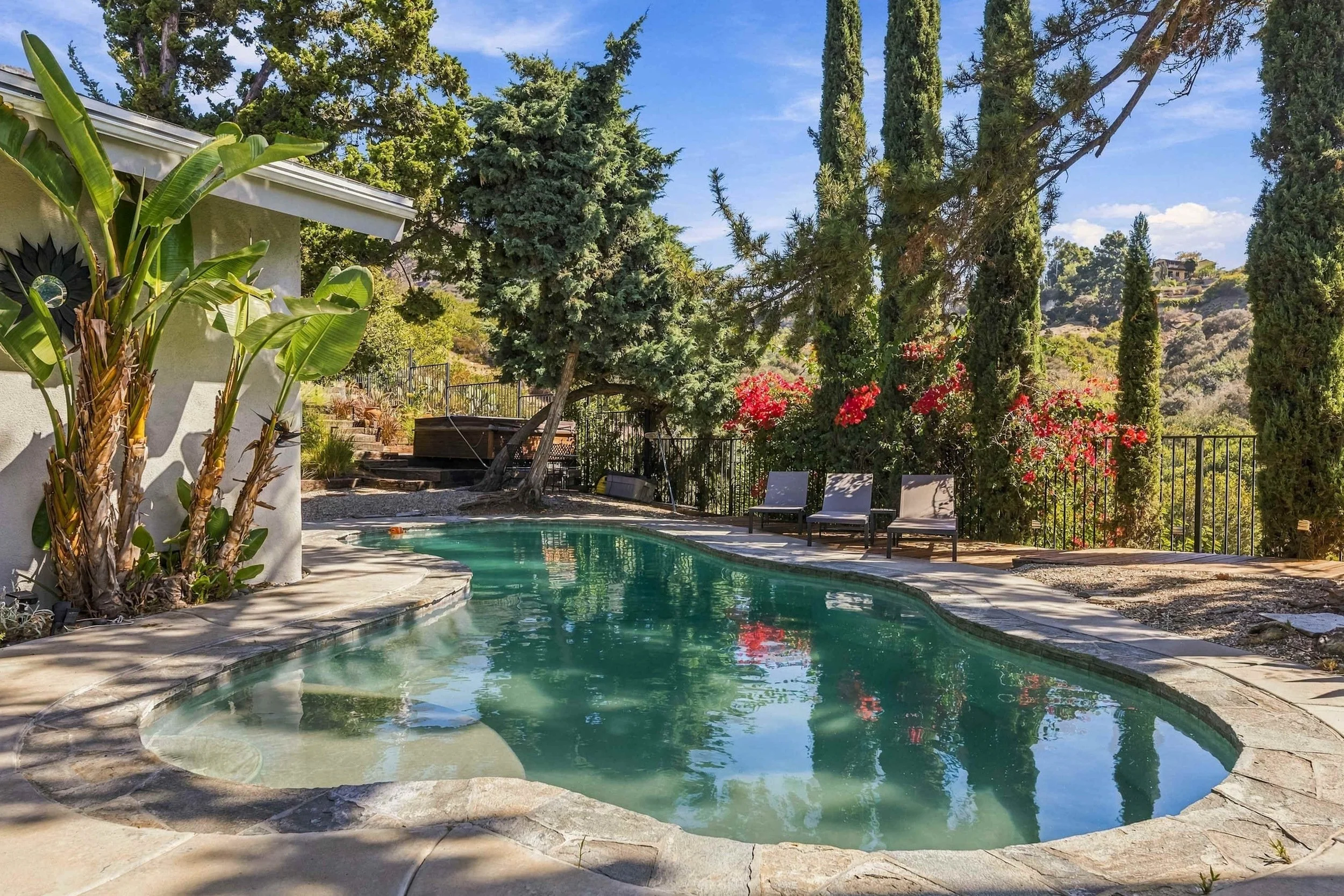 PL-6013-hollywood-hills-canyon-pool-retreat-001.jpg