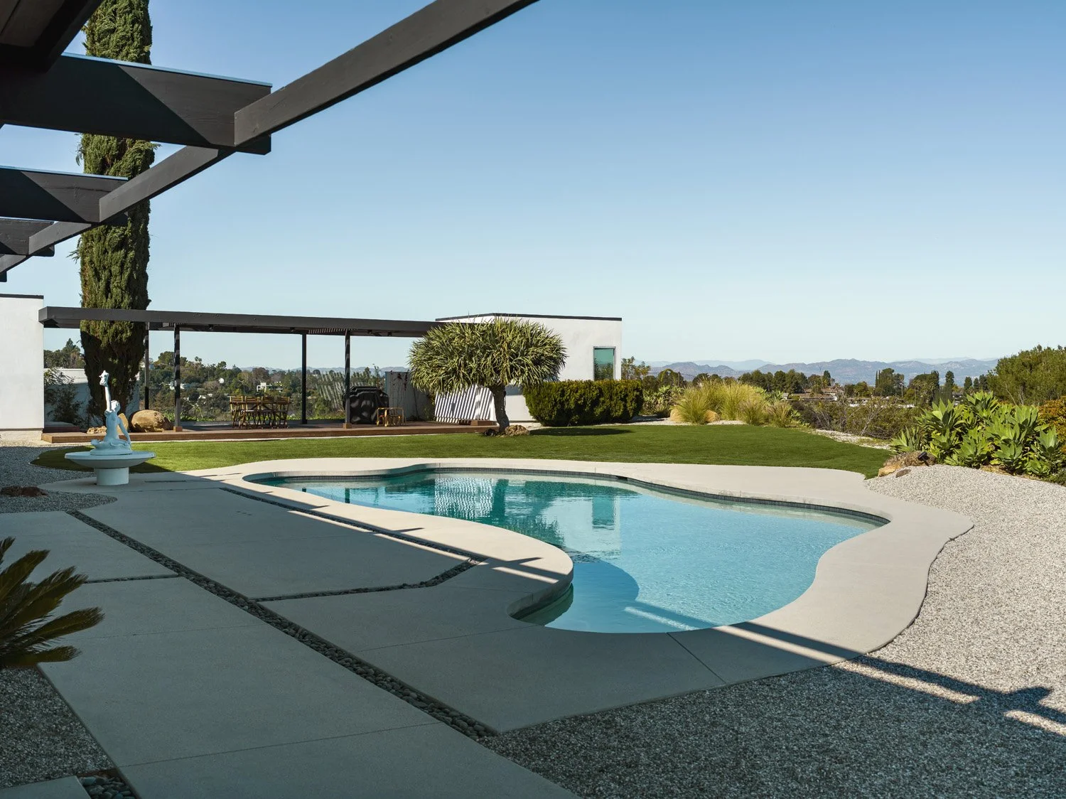 SP_NEUTRA_F07-2.jpg