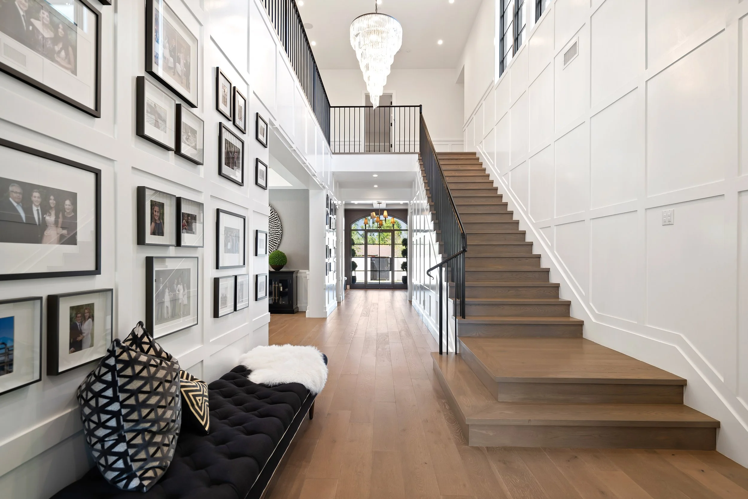 Collins-13-stairs2.jpg