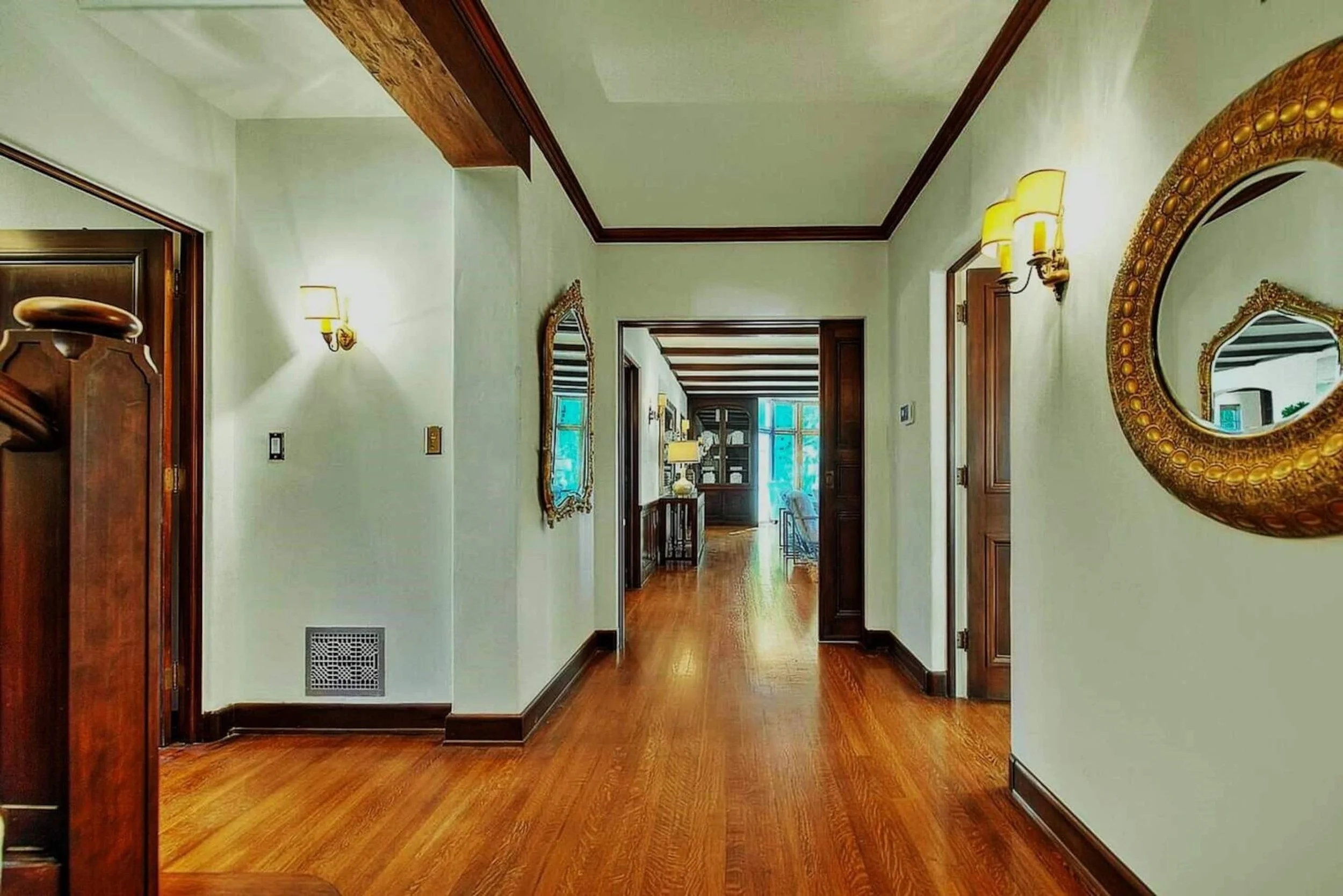 PL4102-042-entry-hall.jpg