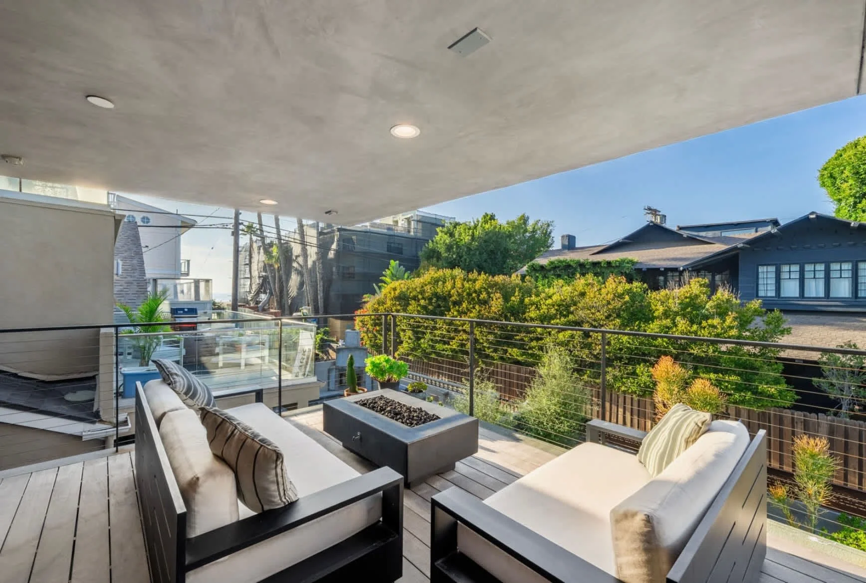 PL-4501-venice-coastal-courtyard-house-062.jpg
