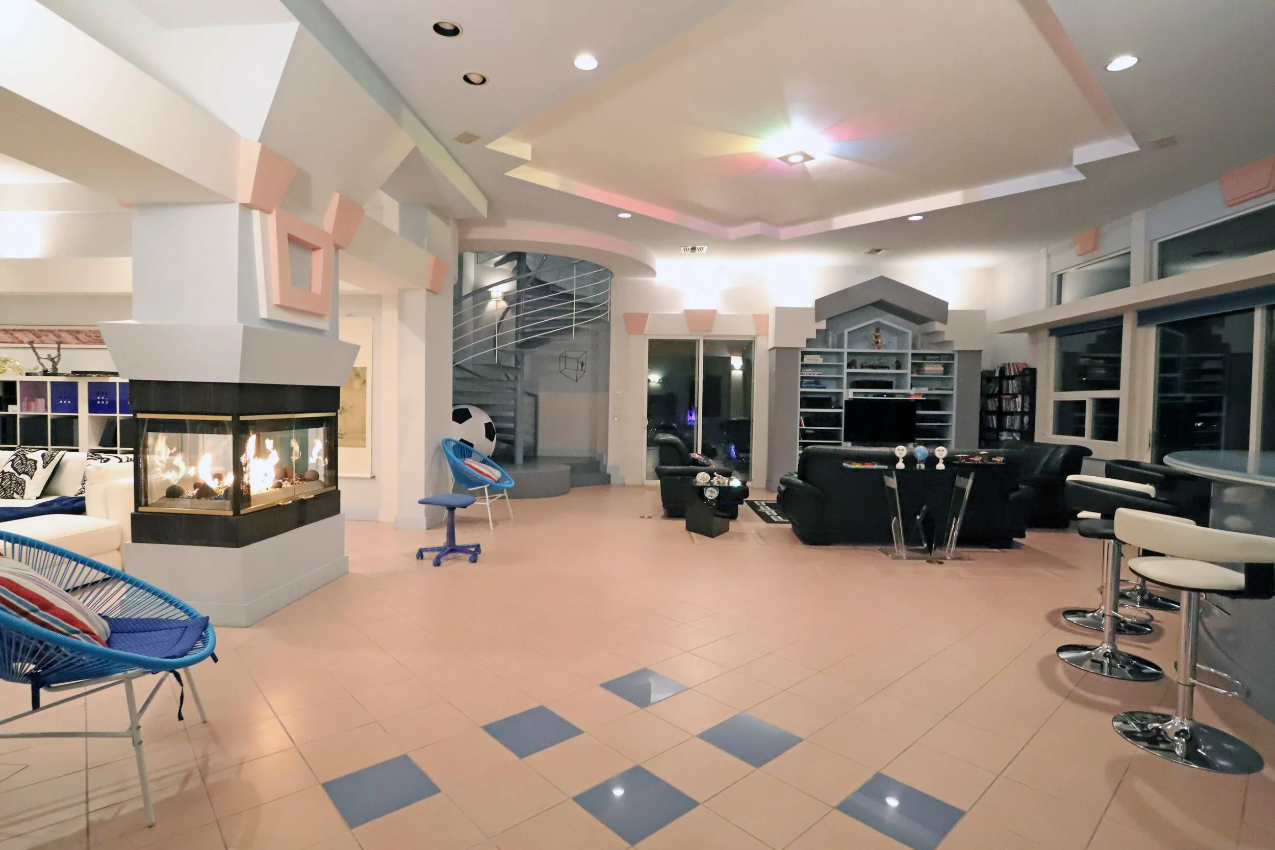 ModernHome1_42.jpg