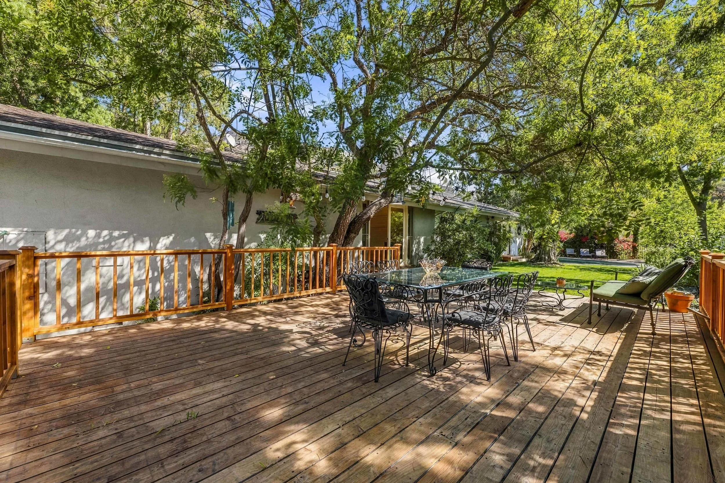 PL-6013-hollywood-hills-canyon-pool-retreat-037.jpg
