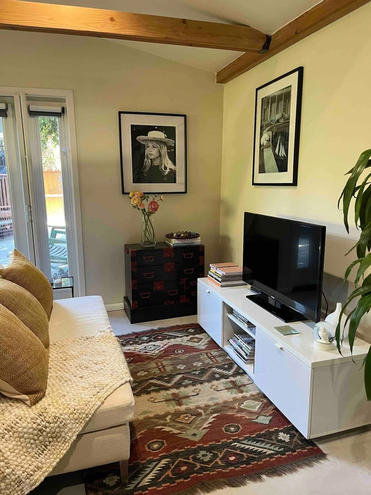 PL-7003-larchmont-village-craftsman-guest-suite-012.jpg