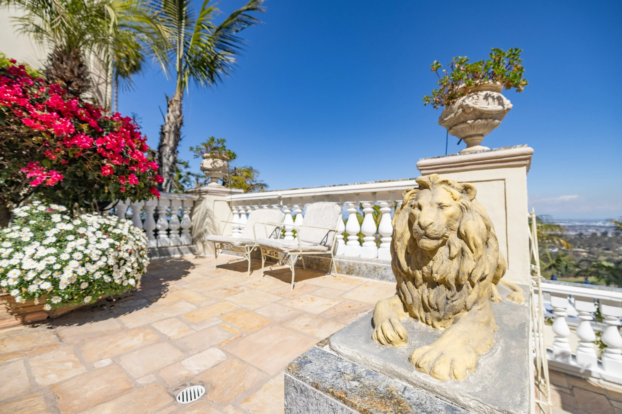 La_Dolce_Villa_017.jpg