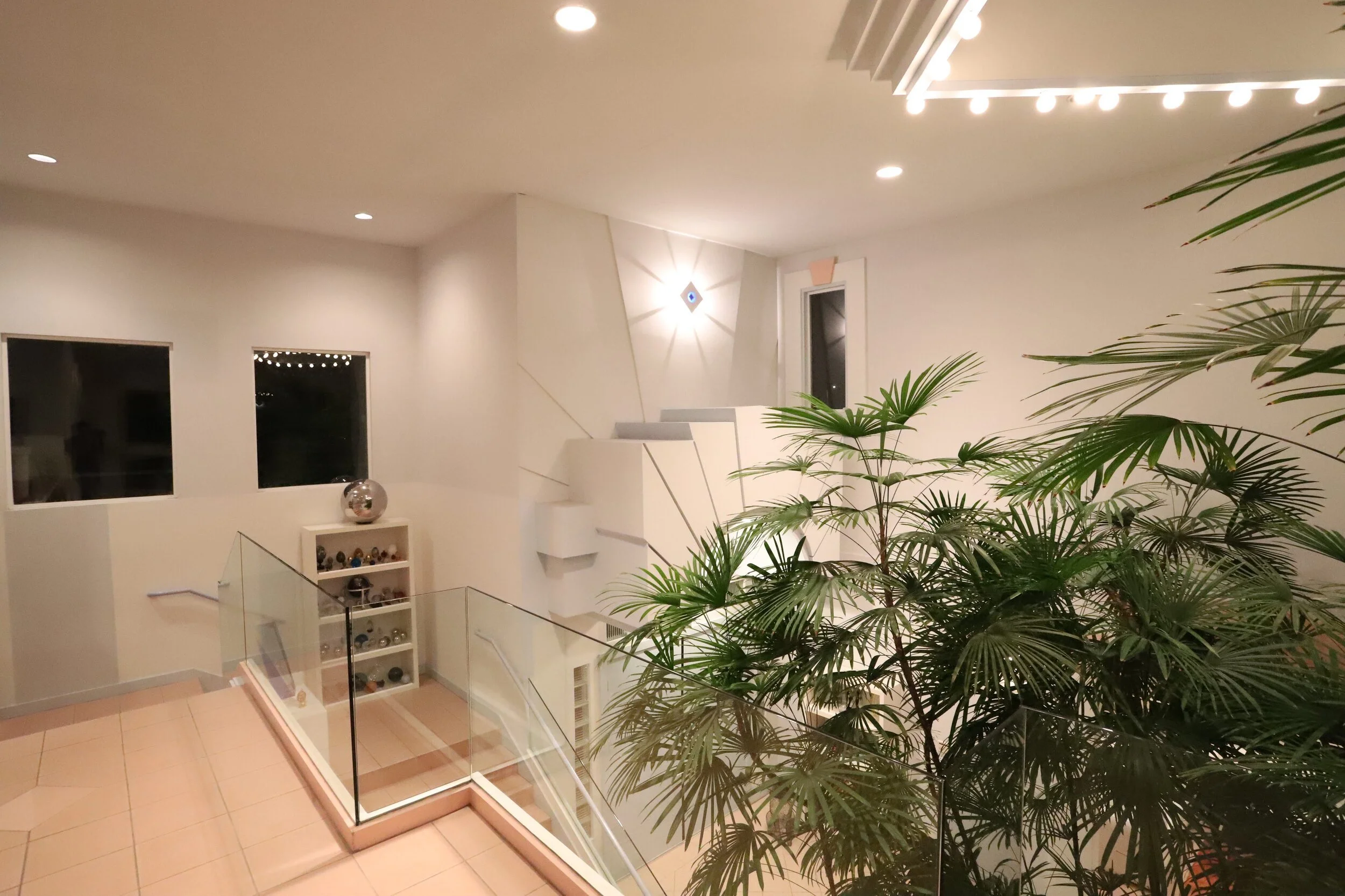 ModernHome1_46.jpg