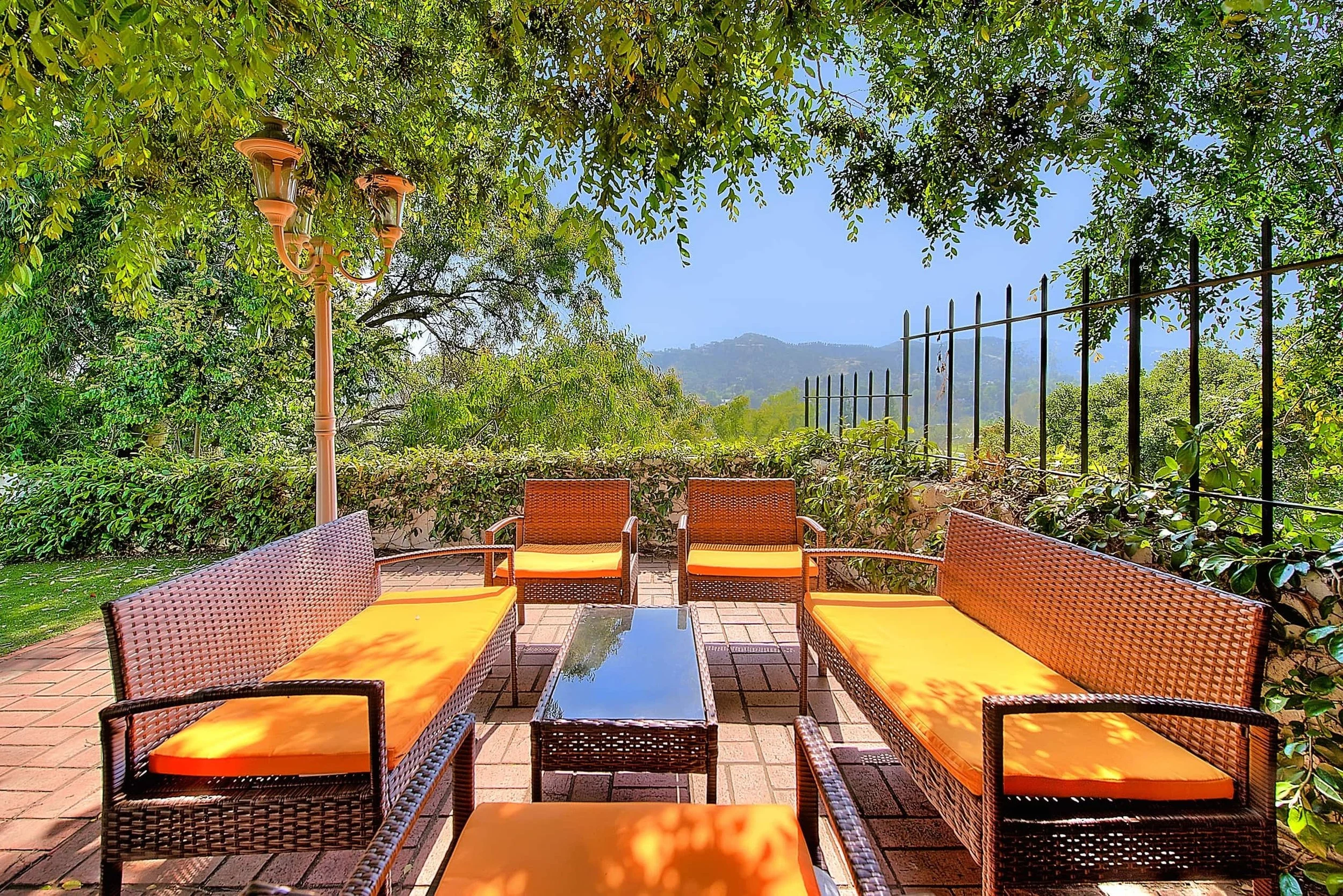 PL4102-036-garden-lounge-terrace.jpg