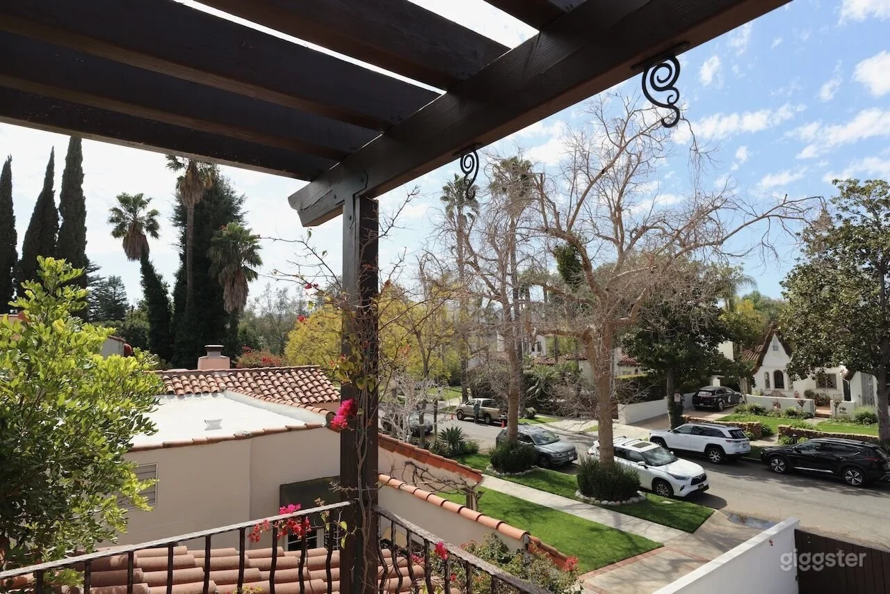 100_Toluca_Lake_Spanish_Revival.jpg