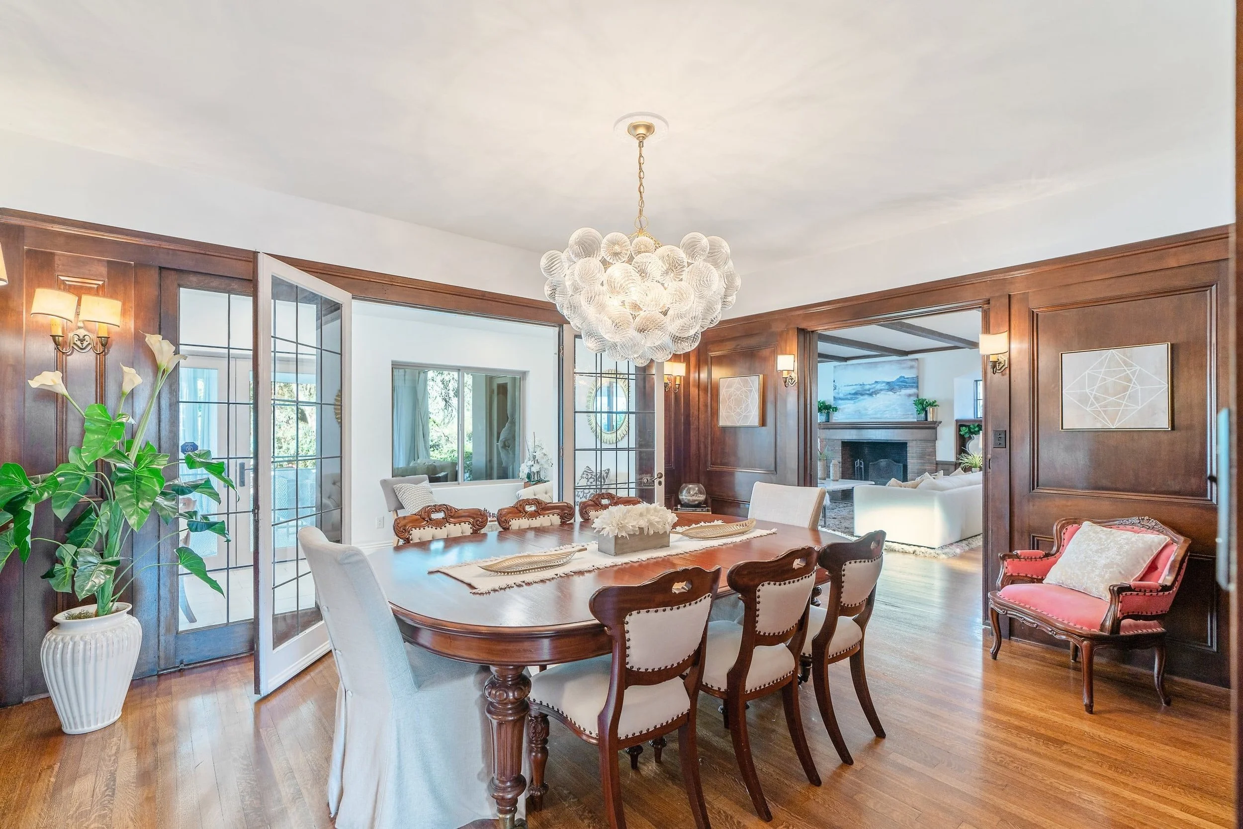 PL4102-008-formal-dining-room.jpg
