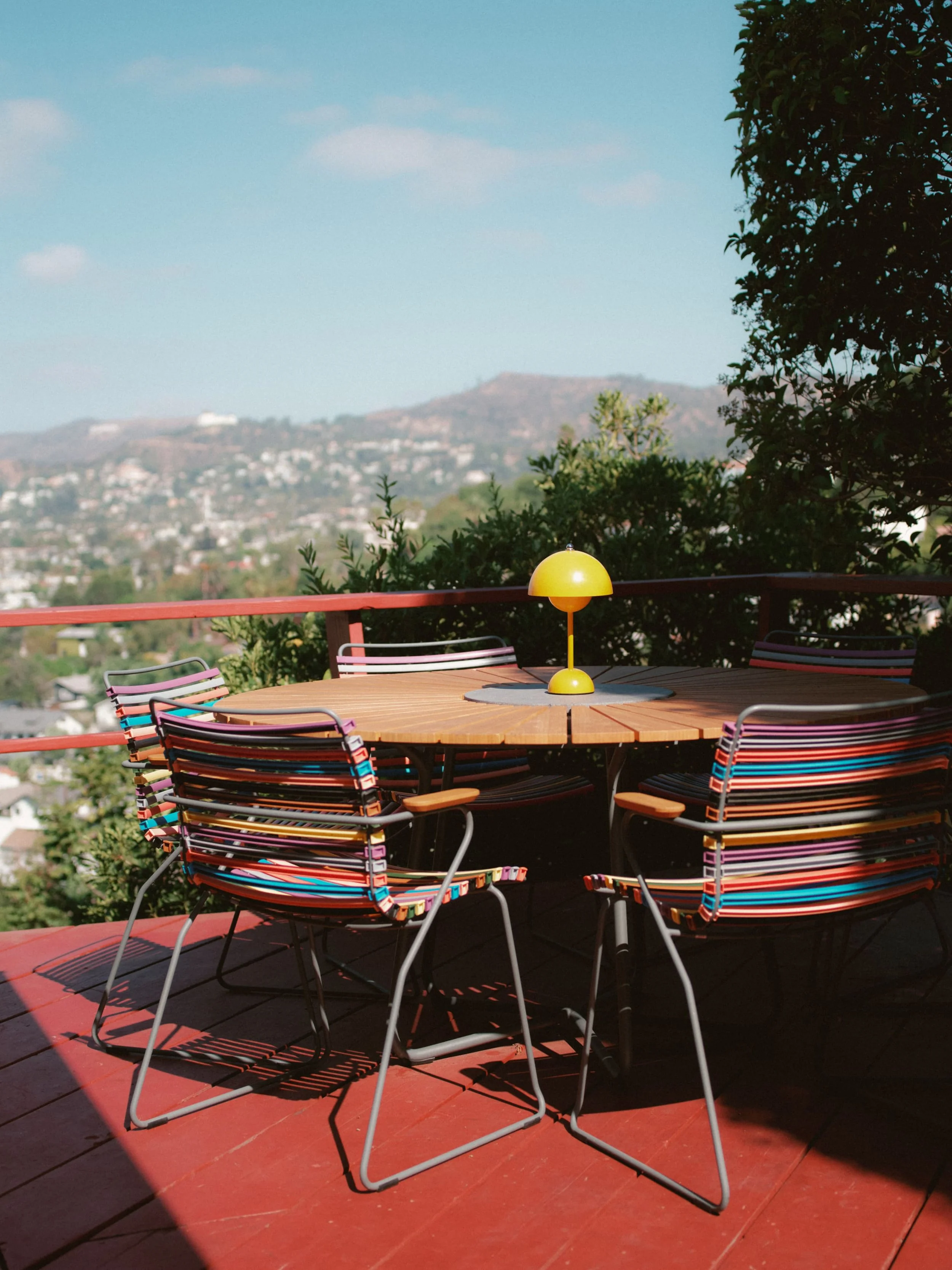 033_Kitchen_Porch_with_Views_of_the_Hollywood_Sign_Griffith_Observatory.jpg