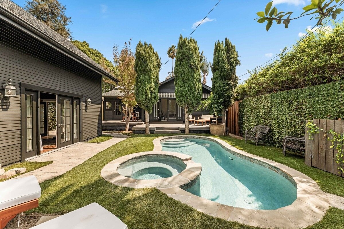 PL-6101-west-hollywood-historic-craftsman-009.jpg