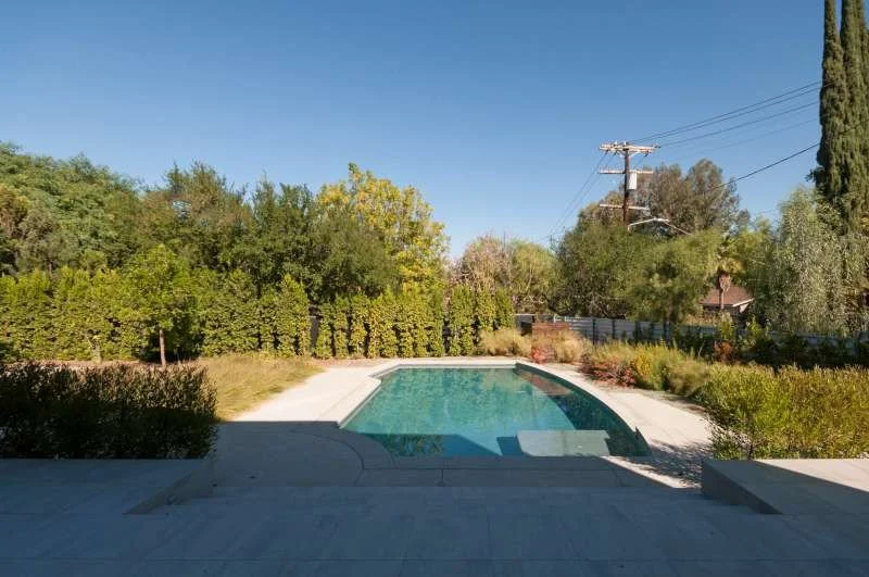 0077_10777_pool_1.jpg