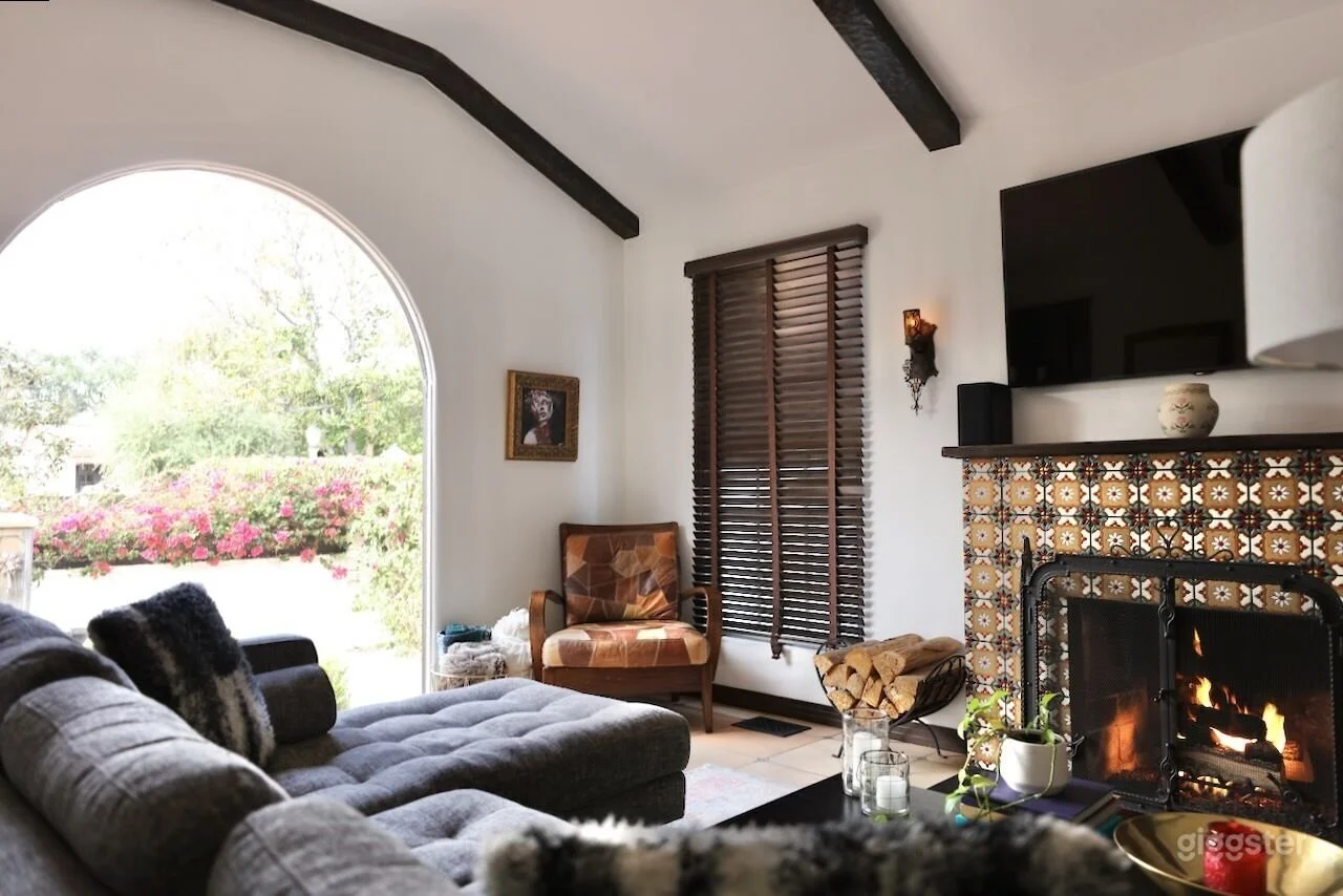 093_Toluca_Lake_Spanish_Revival.jpg