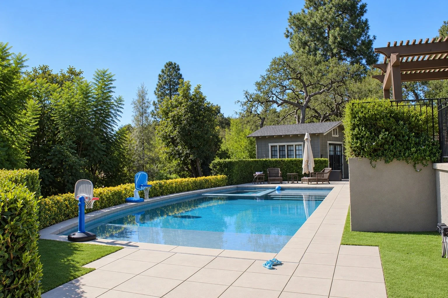 15_PL-4107_pool-studio.jpg