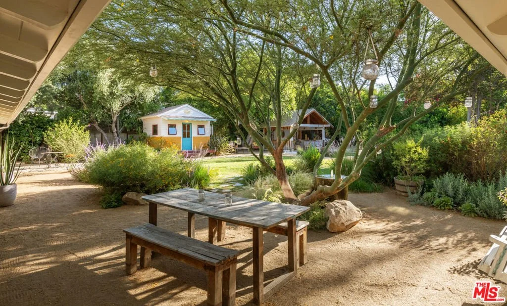 Rum_Punch_House_020.jpg
