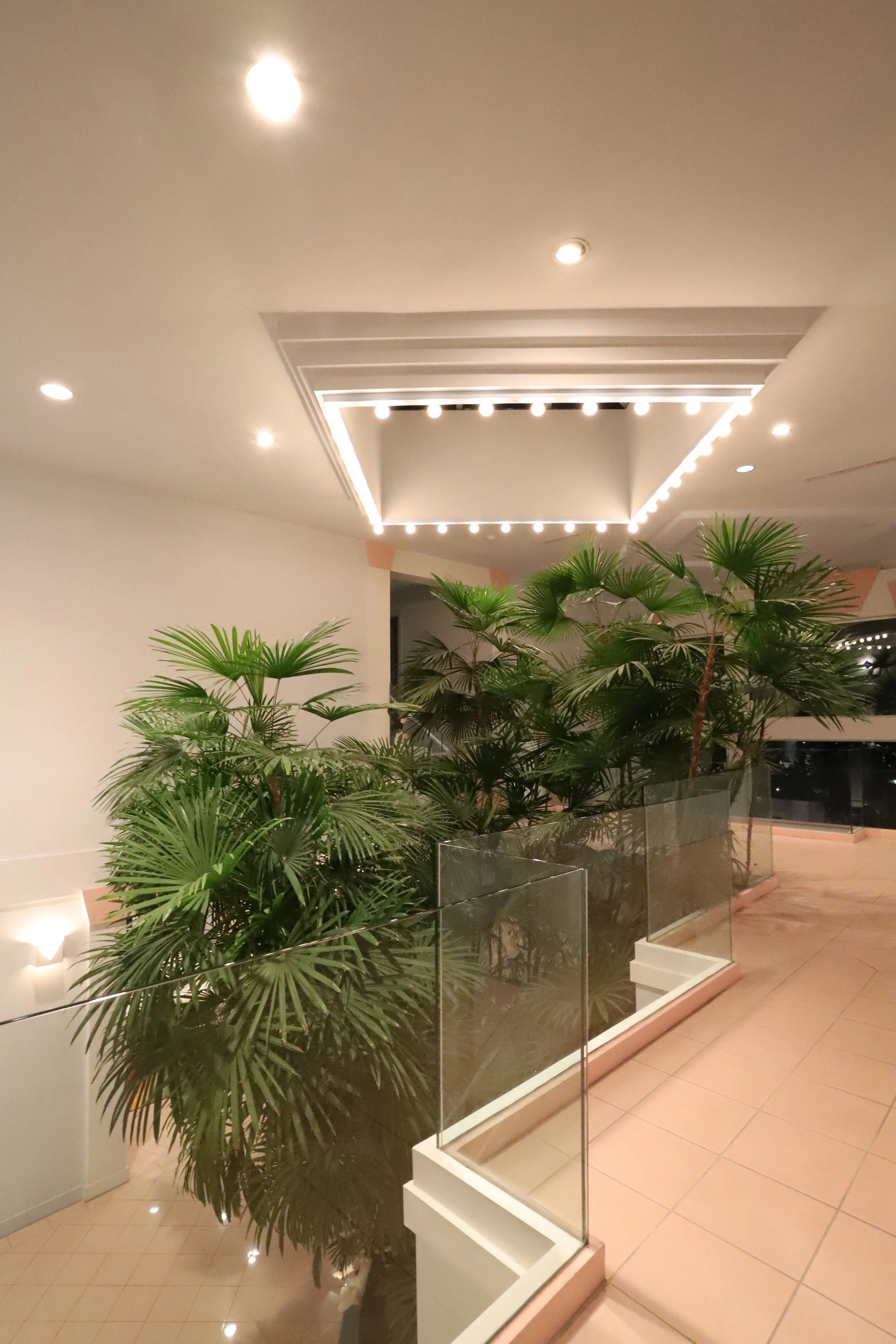 ModernHome1_44.jpg