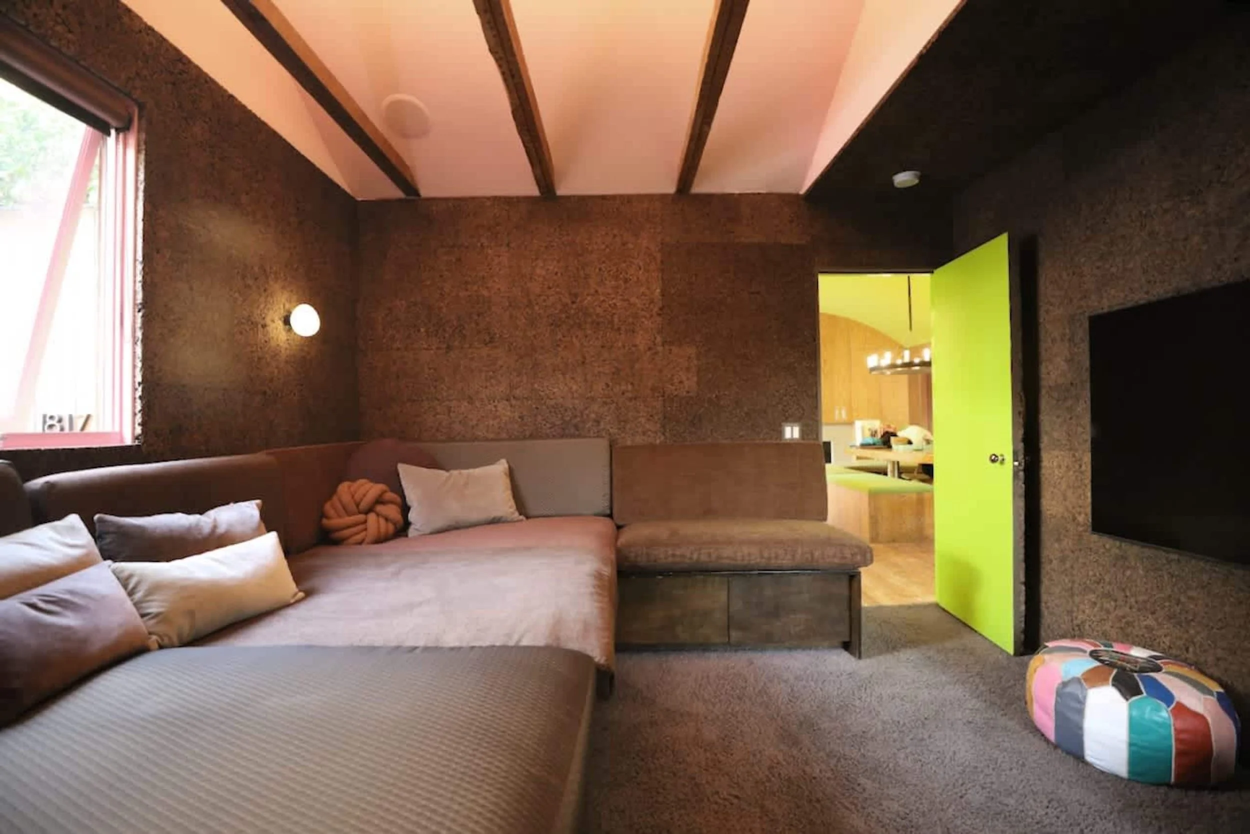 031_Cork_Room.jpg