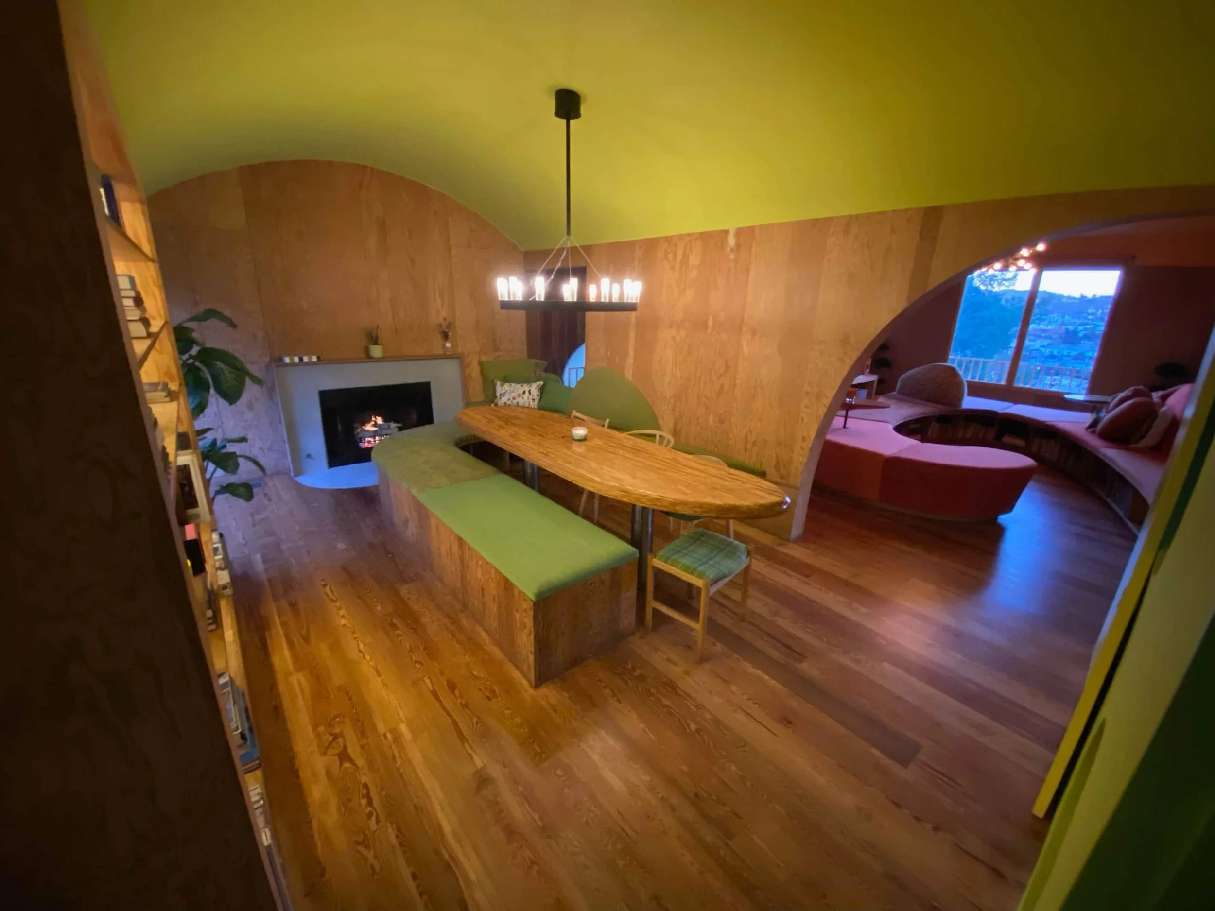 011_Dining_Room_into_Living_Room.jpg