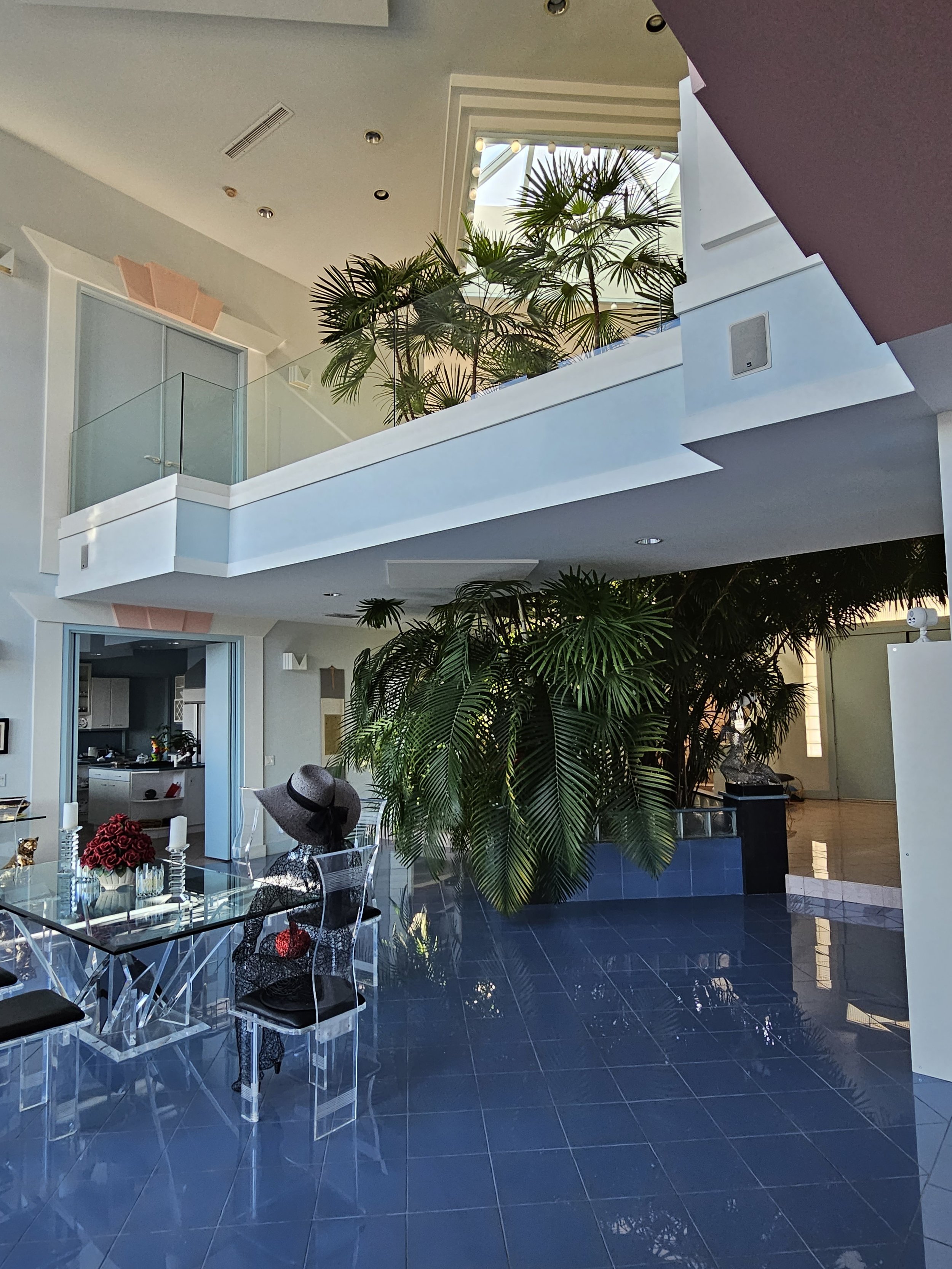 ModernHome1_23.jpg