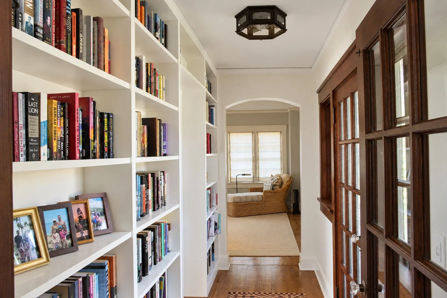 42_PL-4107_library-hallway.jpg