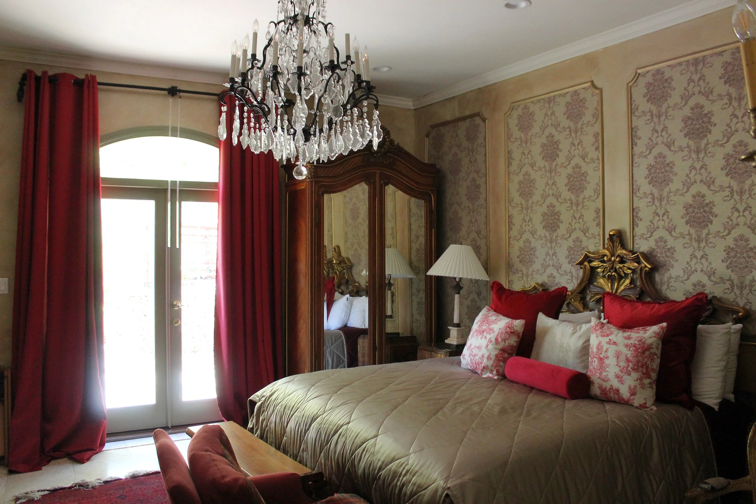 12_PL-3802_bedroom-window-view.jpg