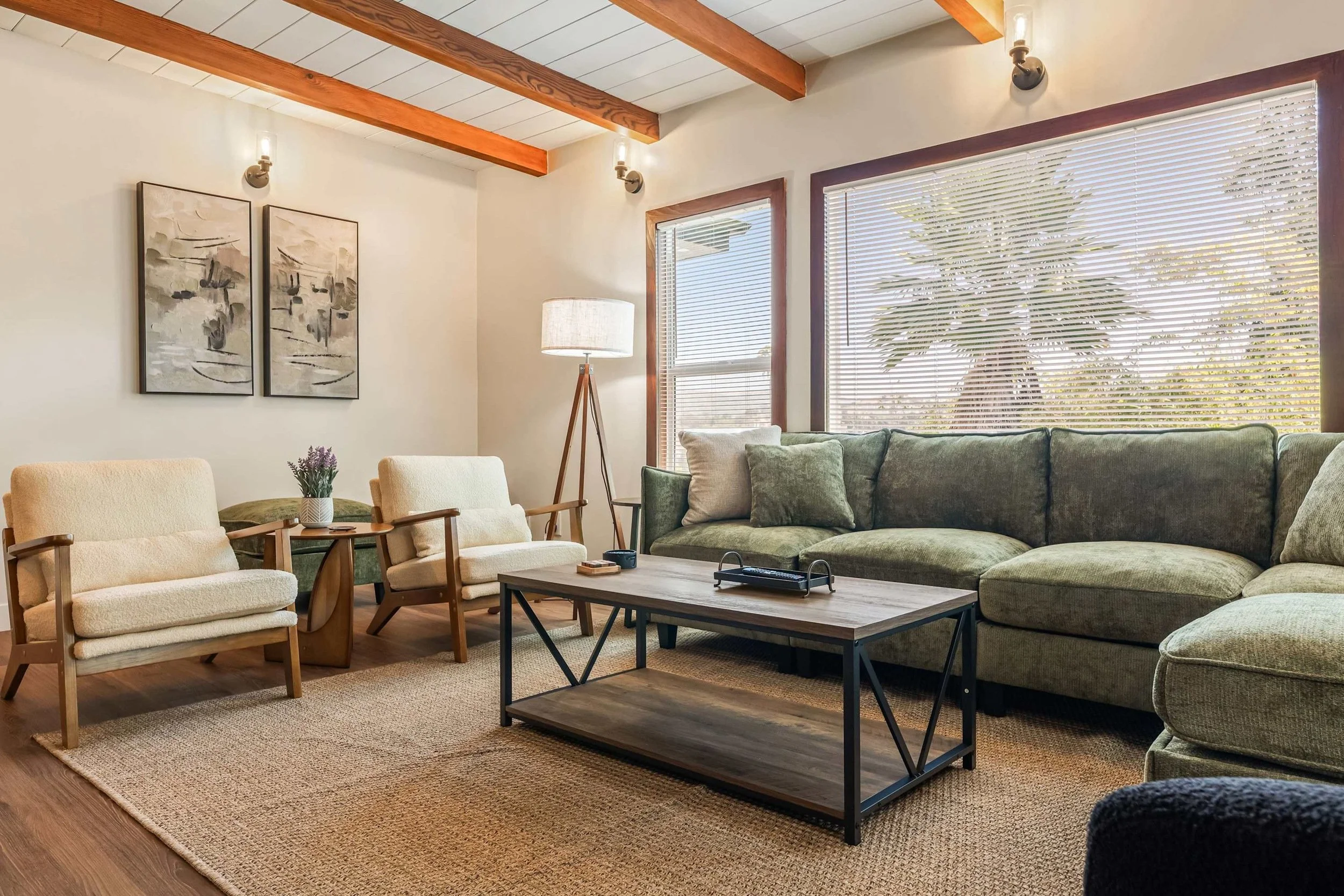 PL-7701-eagle-rock-warm-contemporary-011.jpg