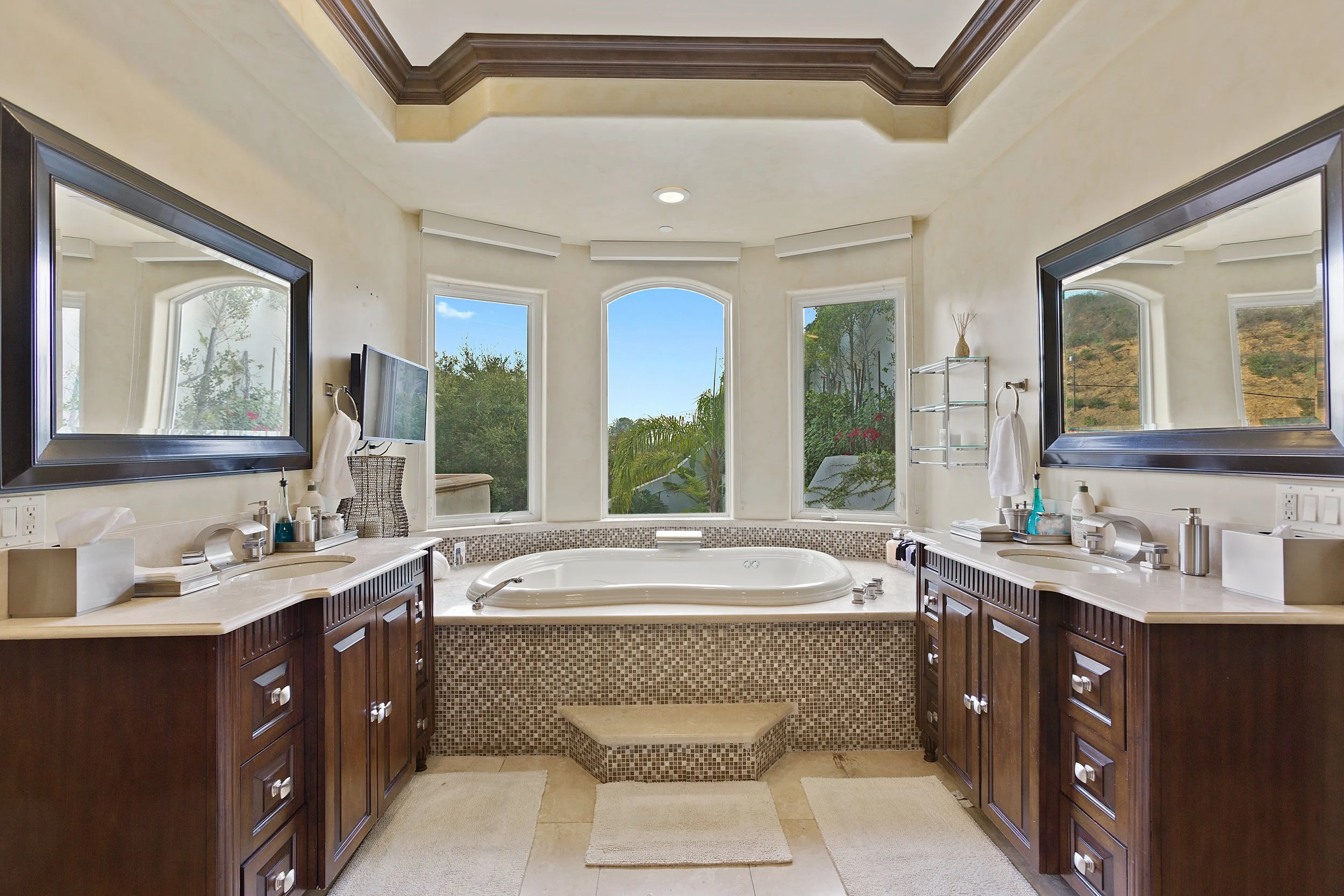 1441_Robmar_Dr_Beverly_Hills_CA_9021000045.jpg
