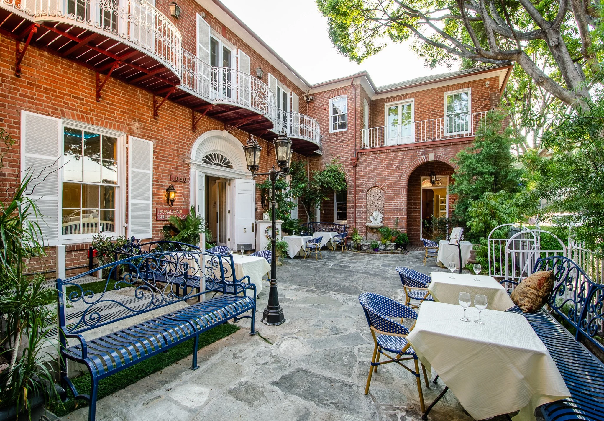 Courtyard3.jpg
