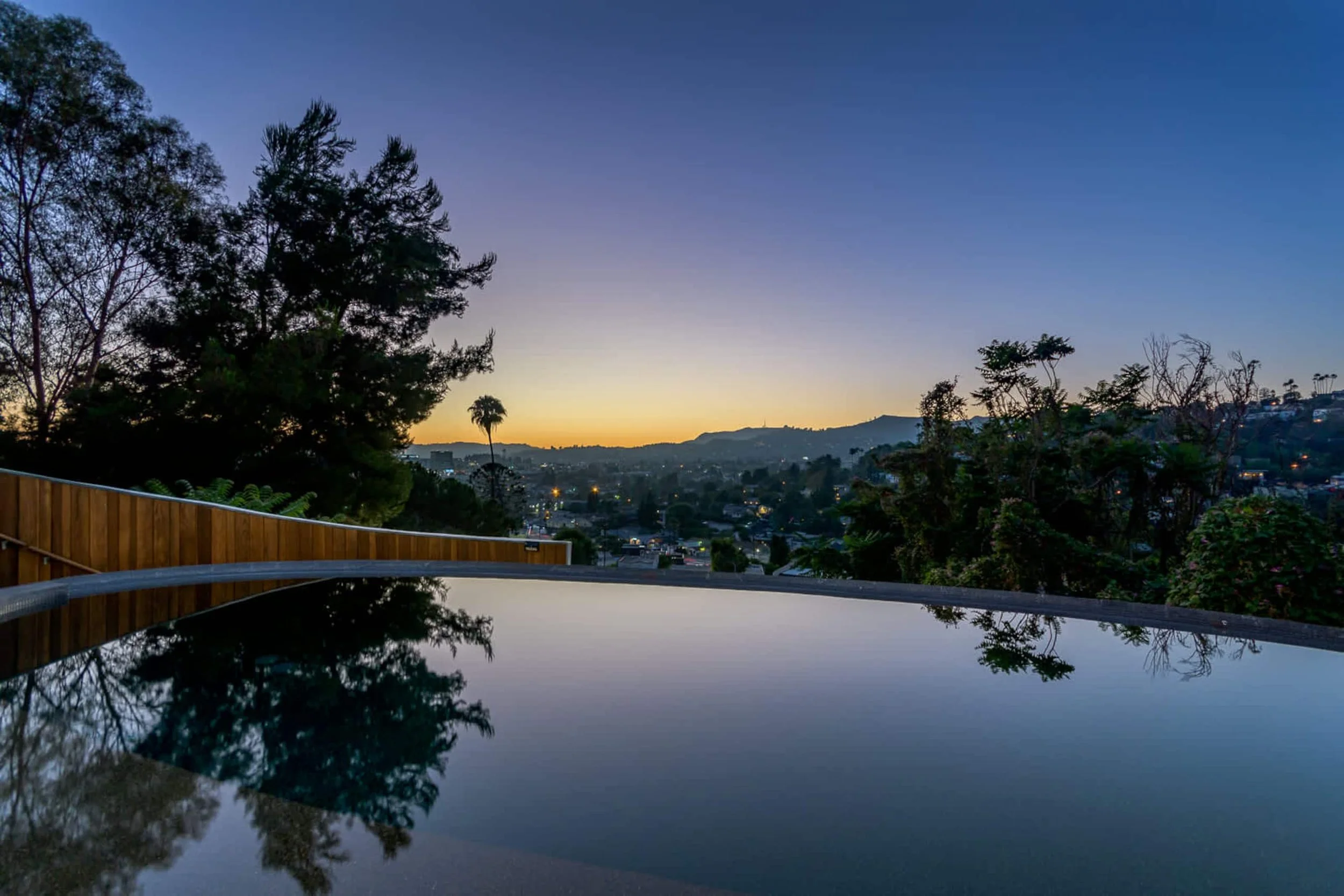 044_Sunset_in_the_Pool.jpg