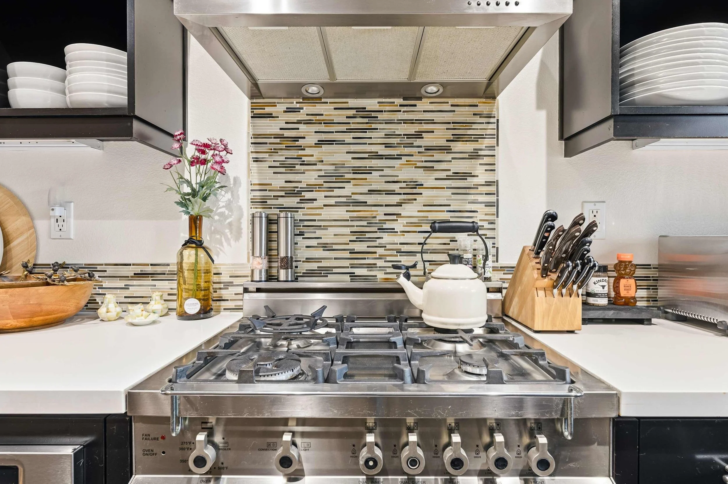 PL-4401-playa-vista-contemporary-condominium-028.jpg