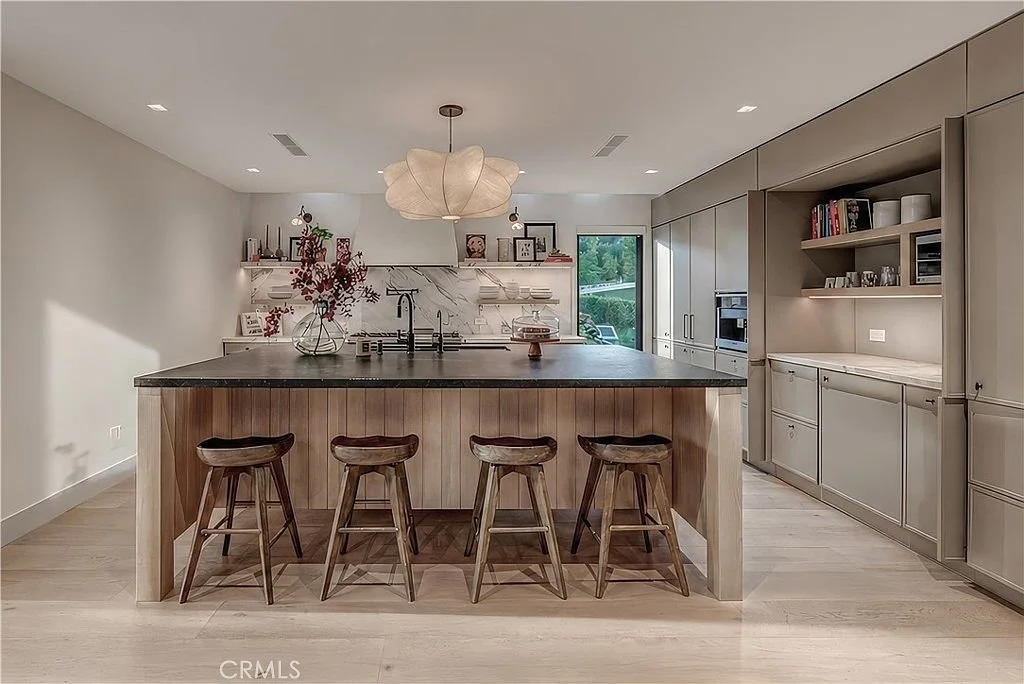 03_Kitchen.jpg