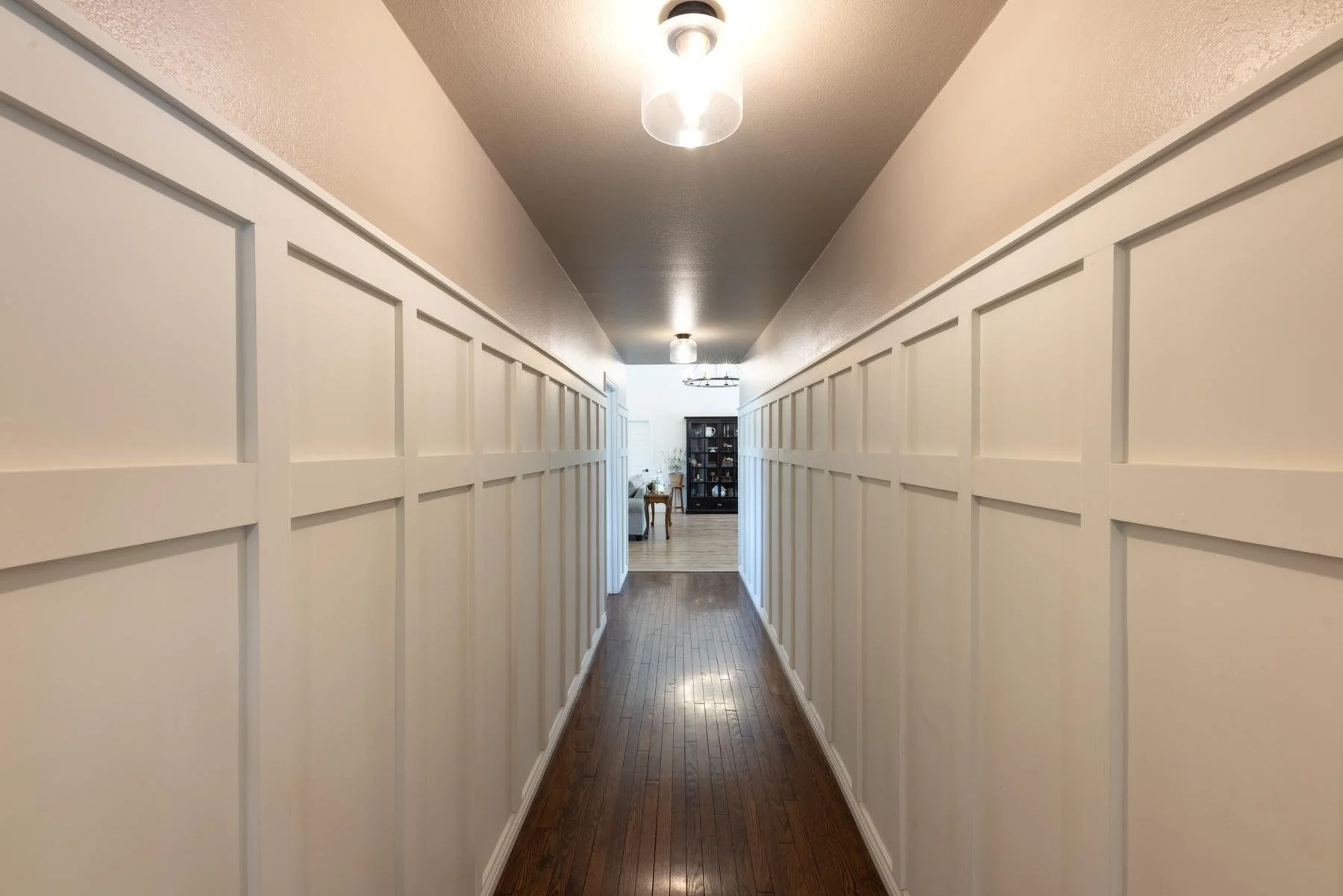 031-sand-canyon-paneled-hallway.jpg