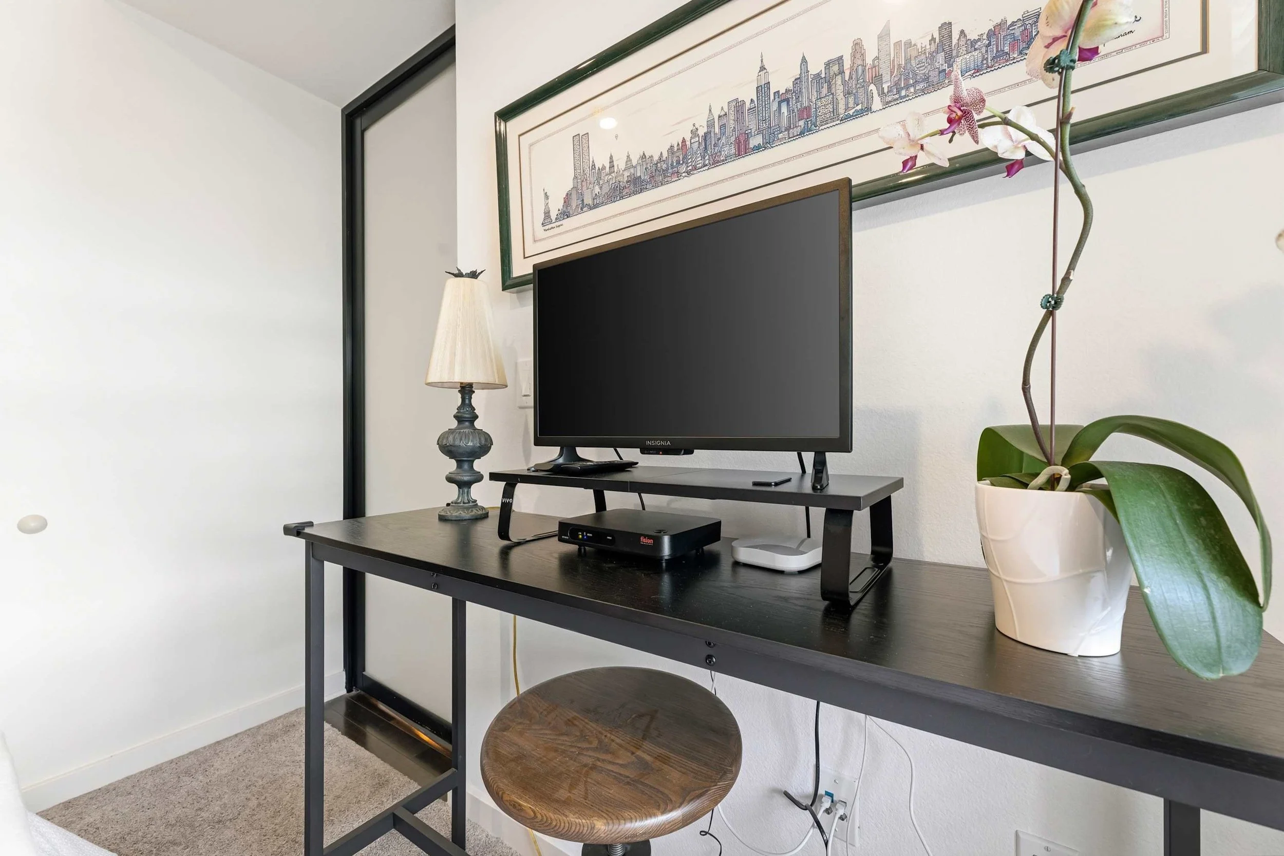 PL-4401-playa-vista-contemporary-condominium-016.jpg