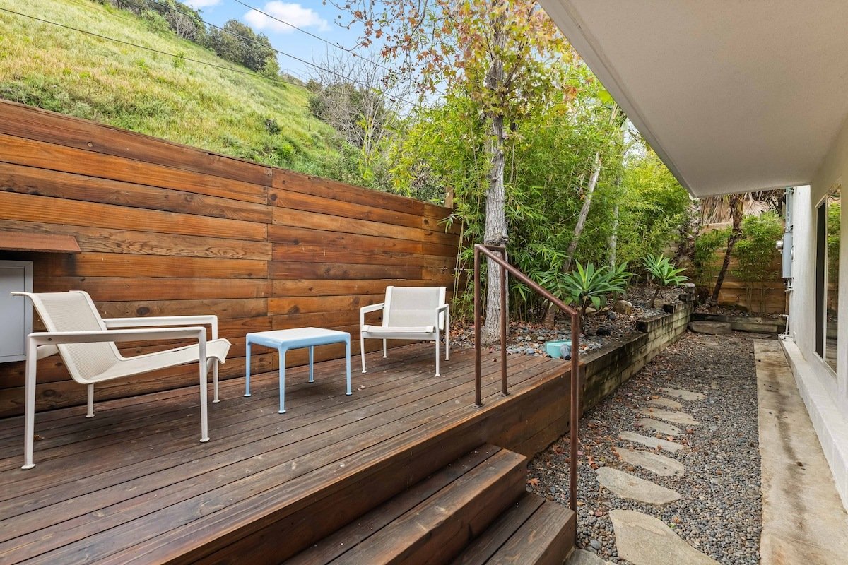 PL-3103-sherman-oaks-neutra-view-house-032.jpg