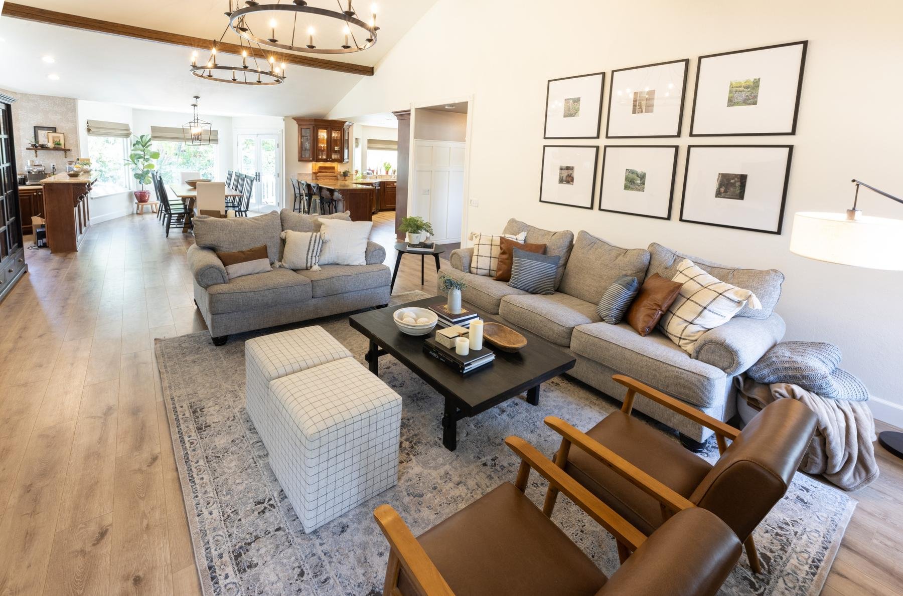 022-sand-canyon-living-room-reverse.jpg