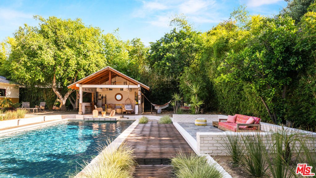 Rum_Punch_House_022.jpg
