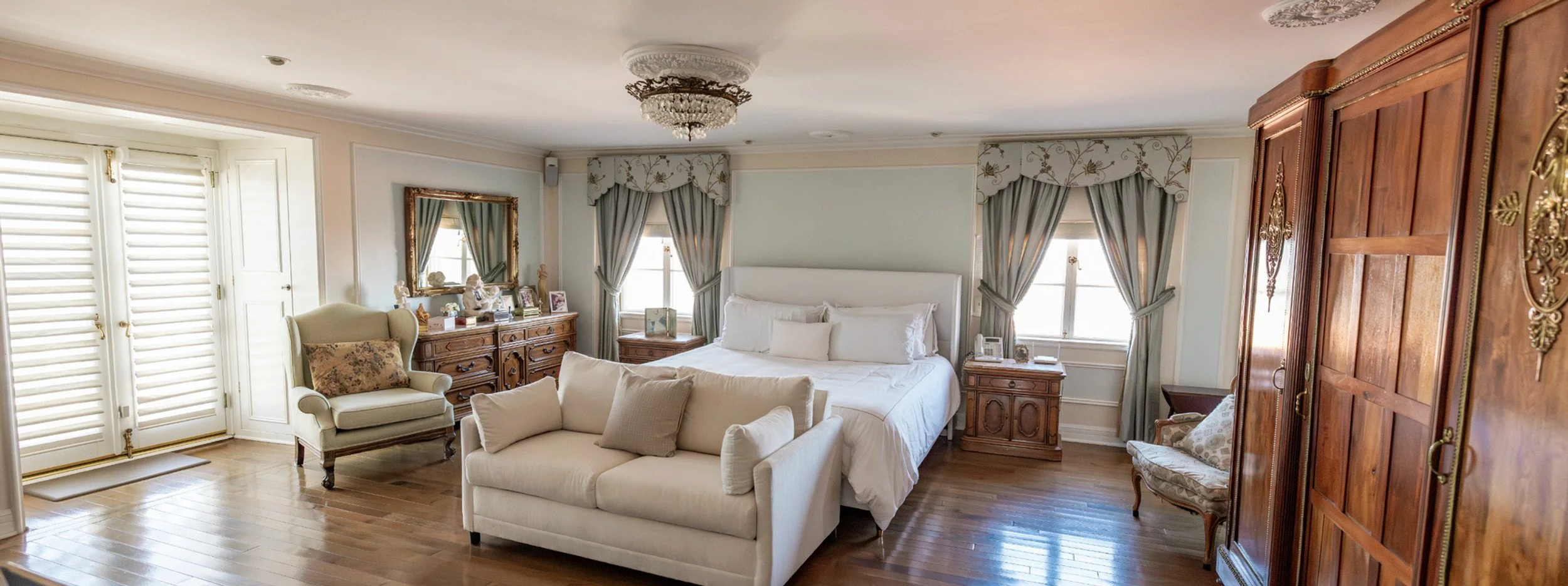 La_Dolce_Villa_085.jpg