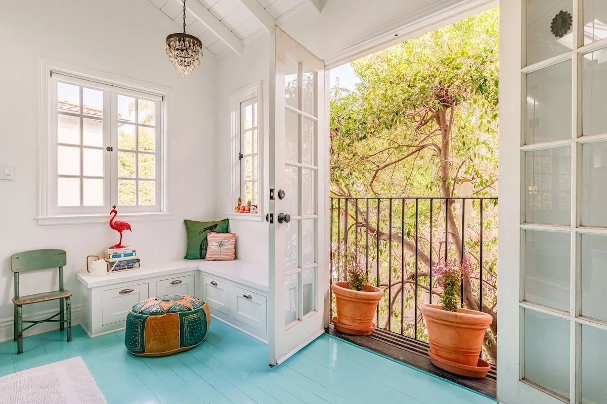 PL-6201-hollywood-mediterranean-villa-037.jpg