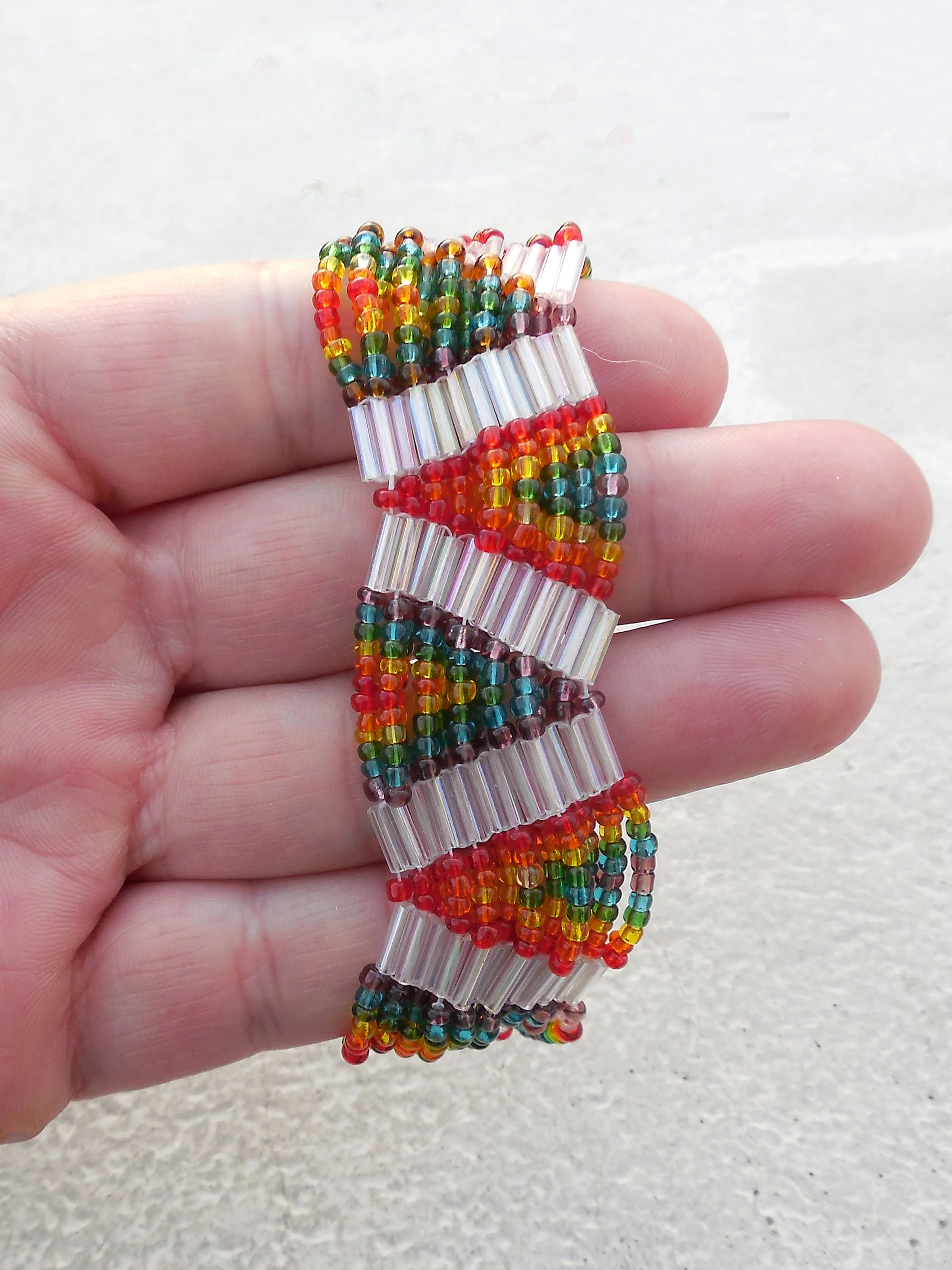 natalie harley seed bead Zig Zag Beaded Bracelet Handmade Red Green Orange Yellow White beadwork
